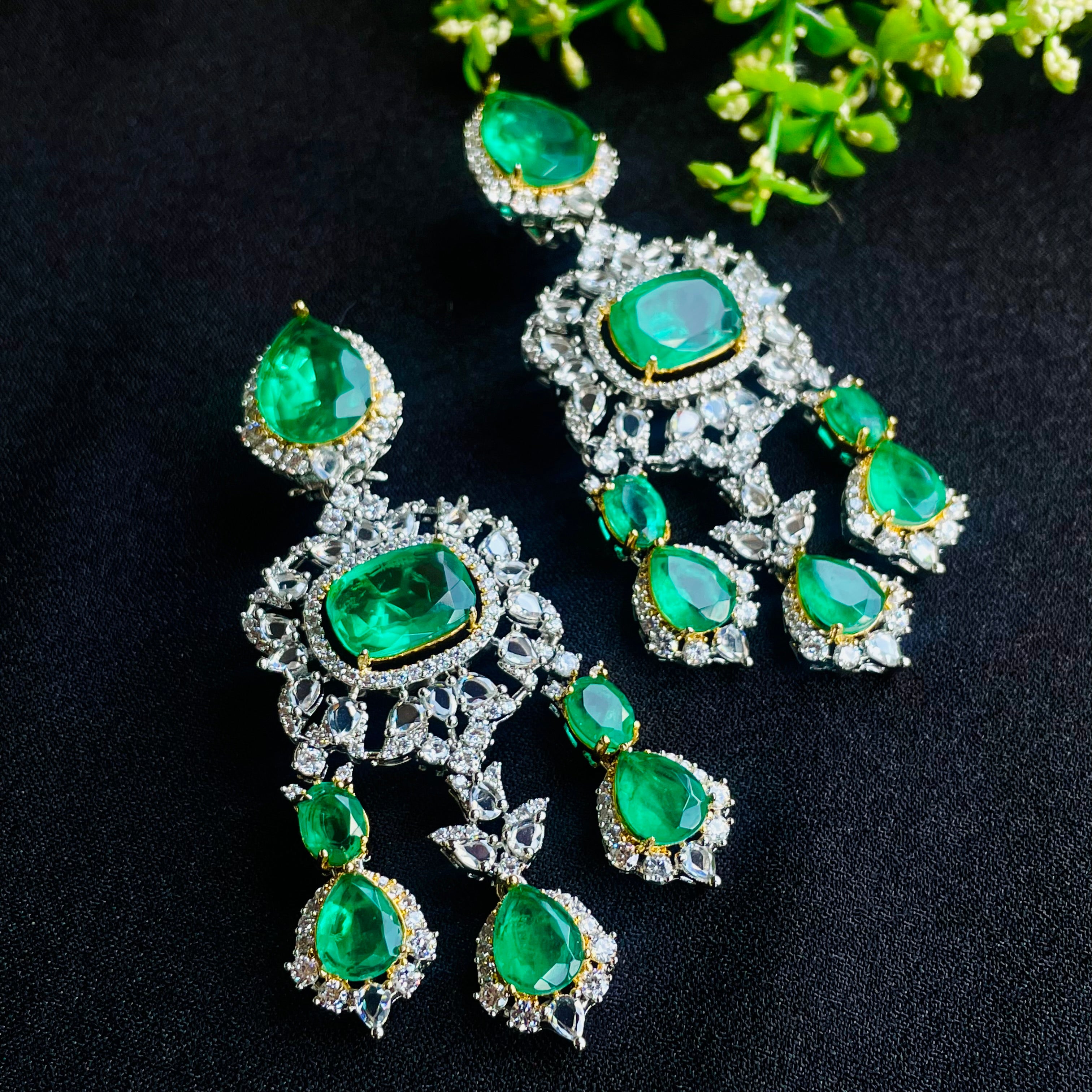 Ad Jesica Neckpiece