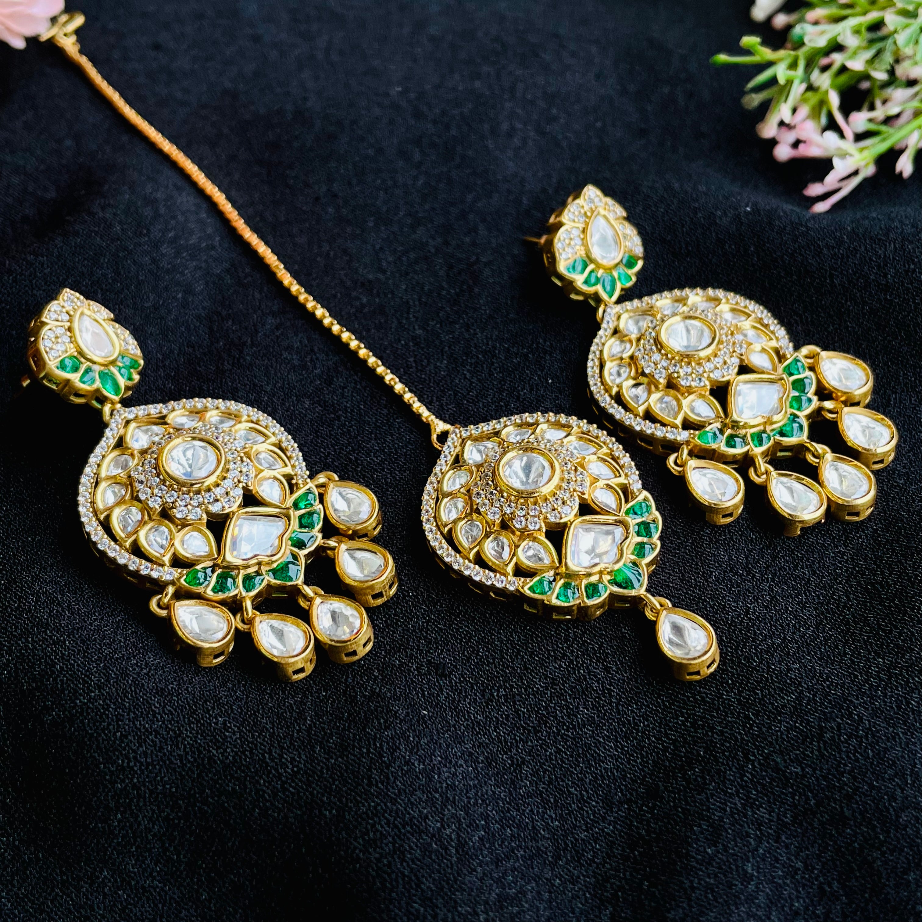Nayaab kavika Neckpiece