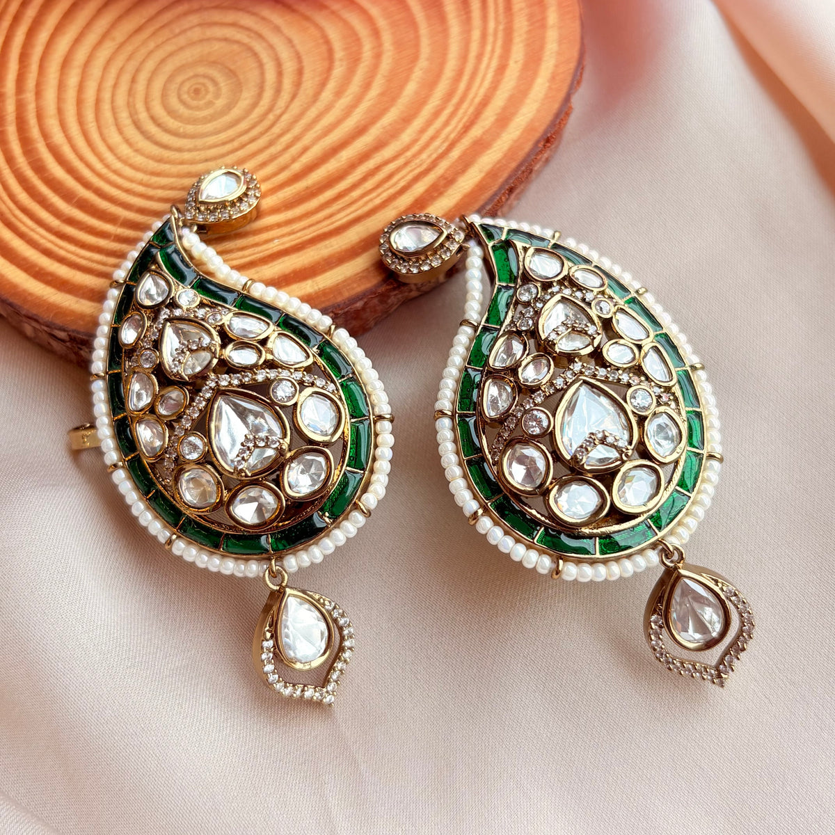 Aarohi Earcuff