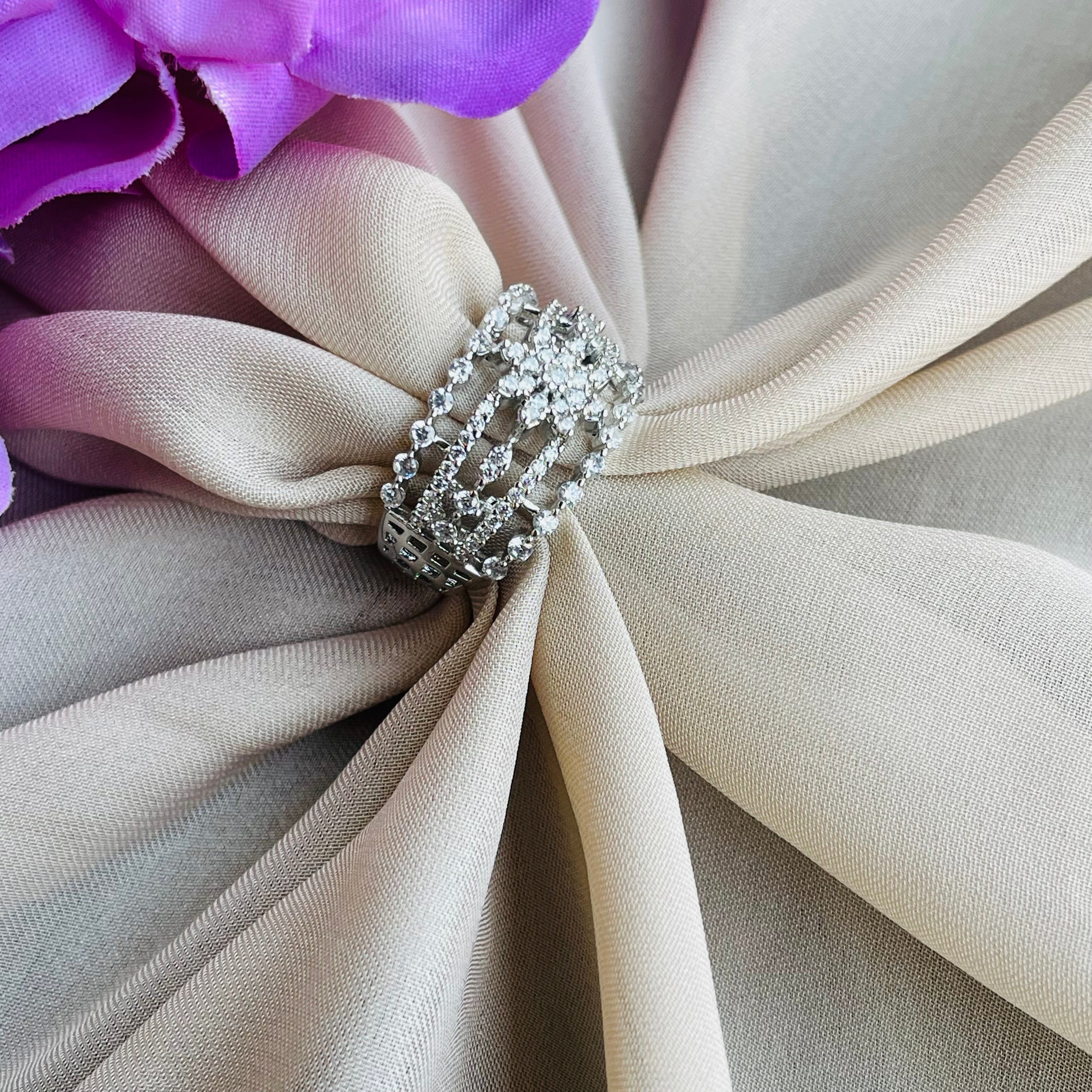 Ad Juliet ring adjustable