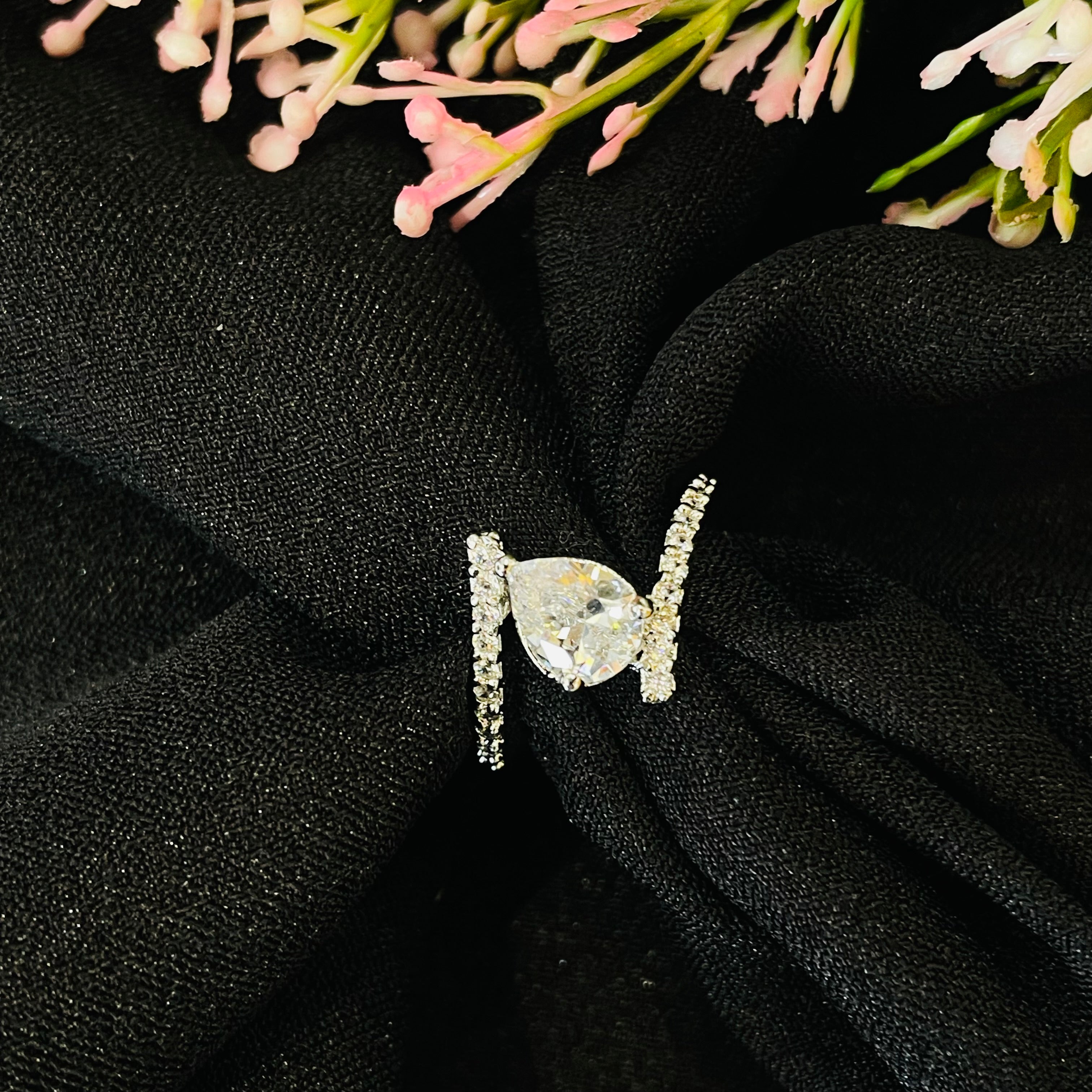 Ad zoe ring