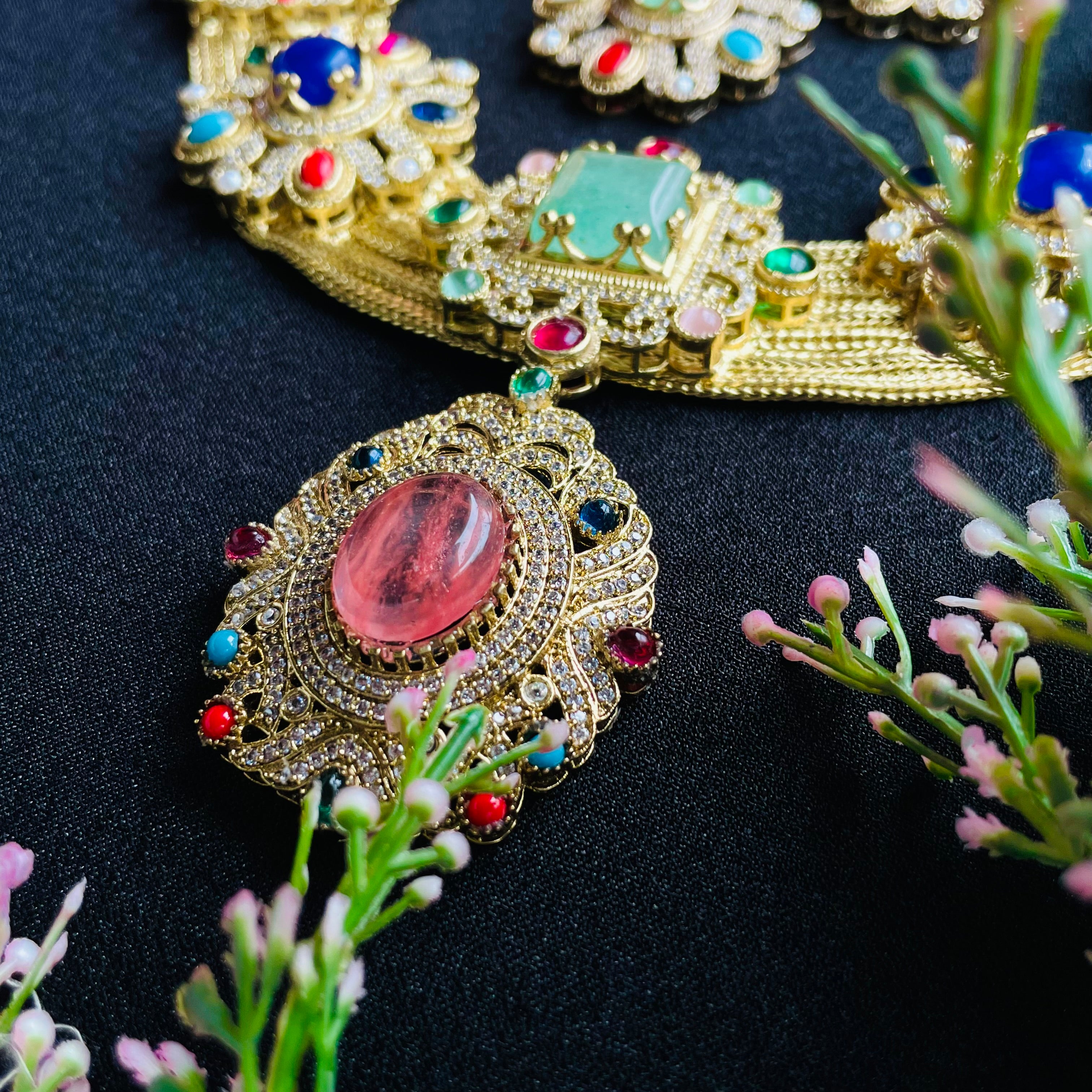 Nayaab Siya Neckpiece