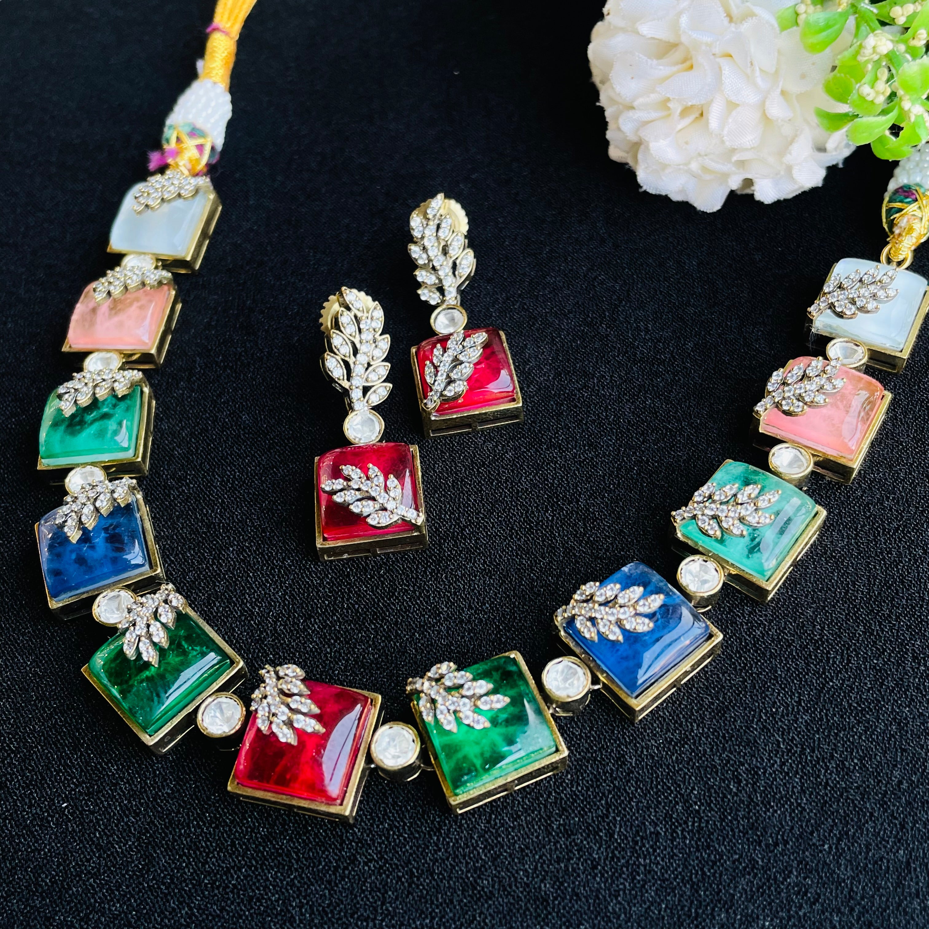 Nayaab deepa polki neckpiece