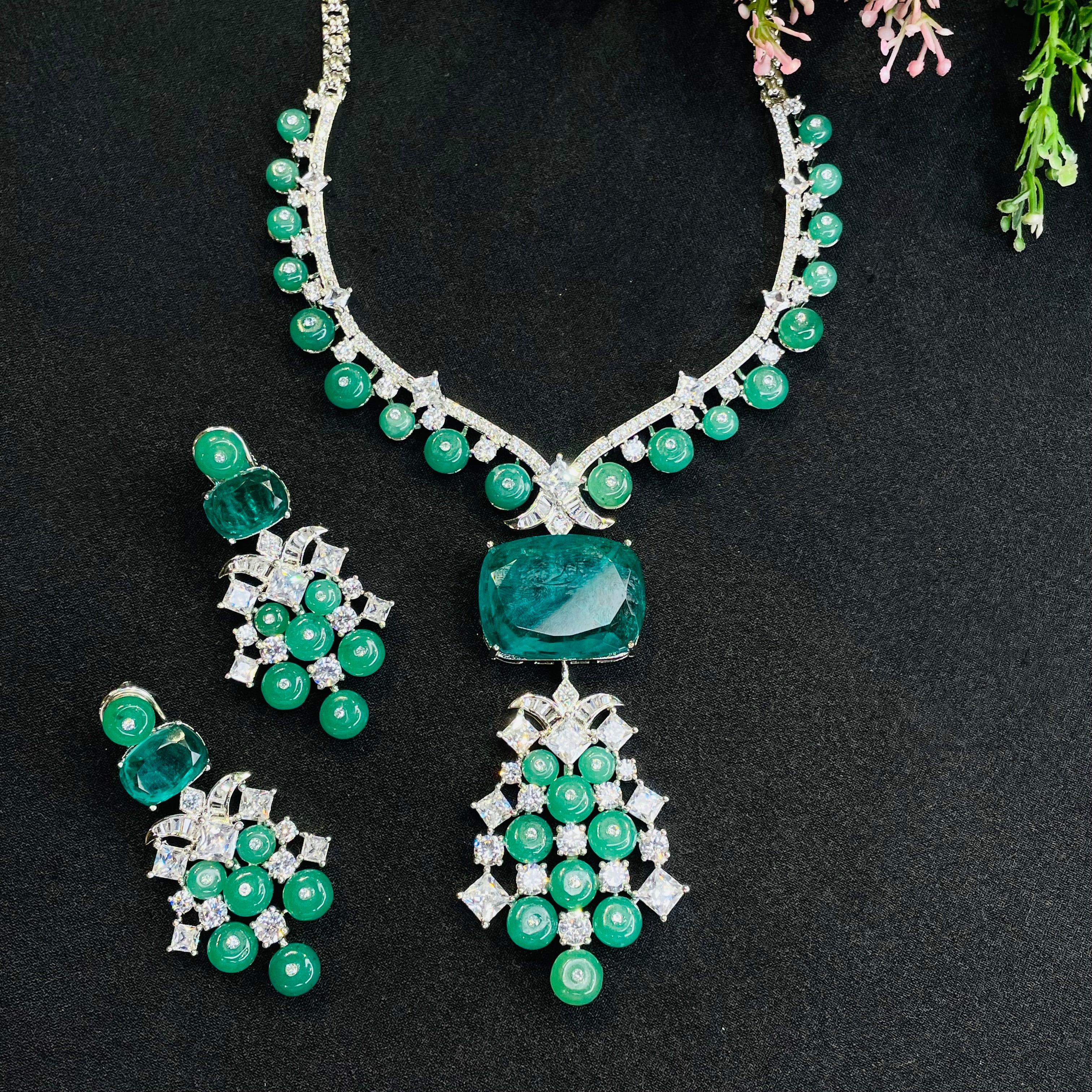Ad Noor Neckpiece