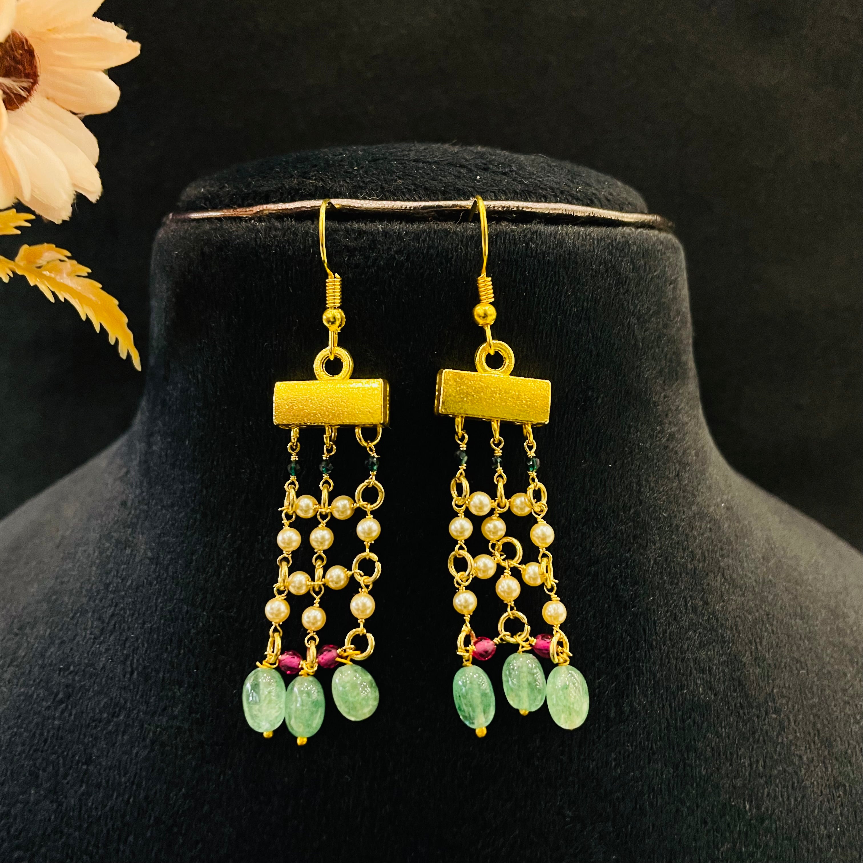 Nayaab Joan neckpiece