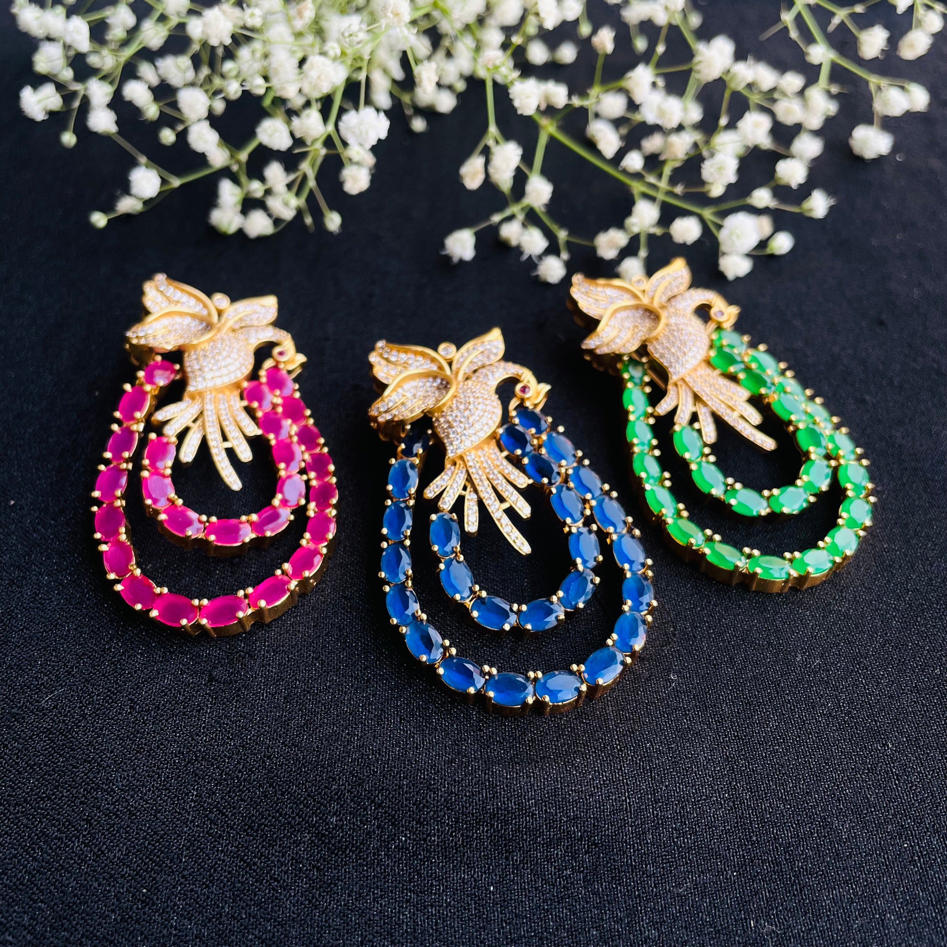 Nayaab ayisha brooch