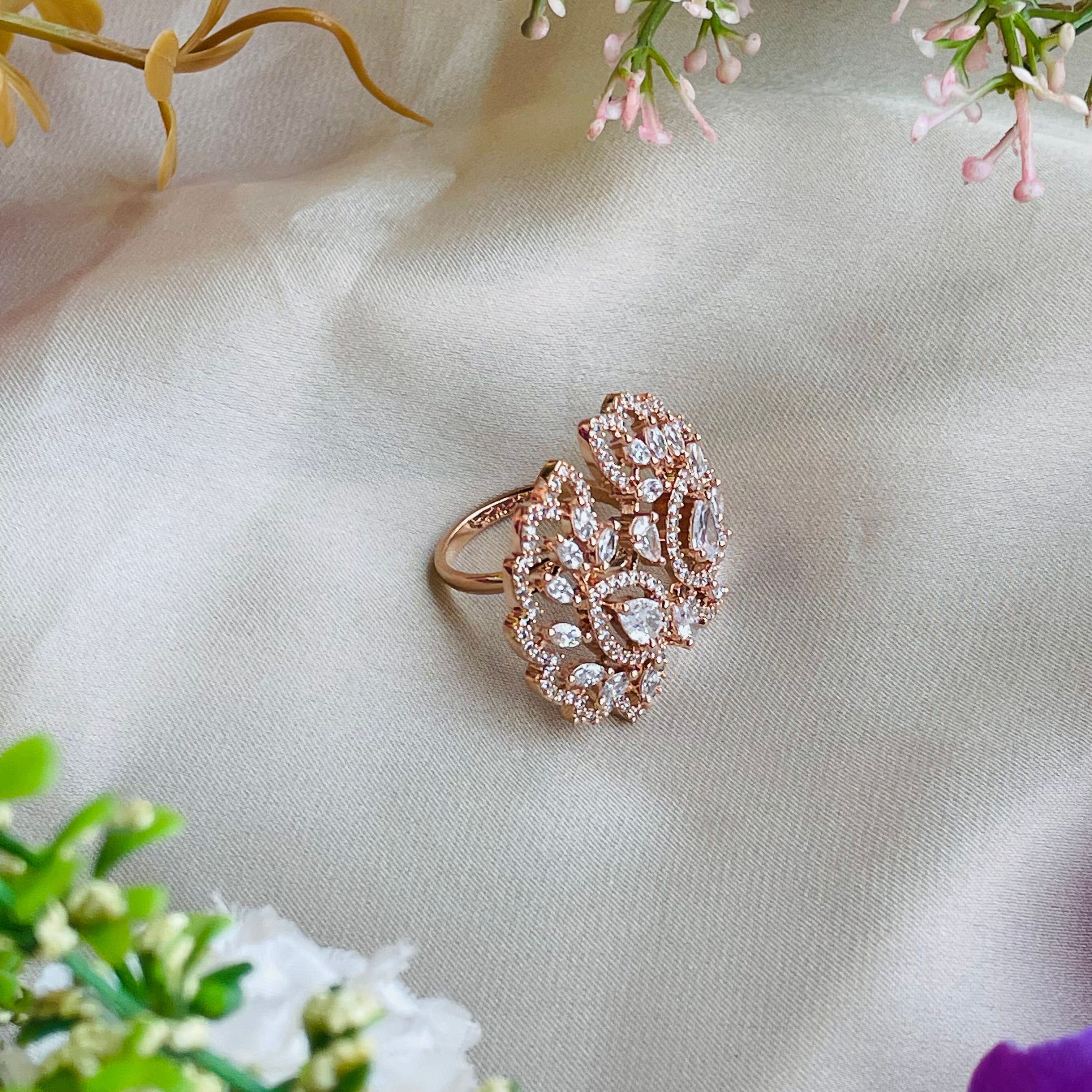 Ad Nellie ring adjustable