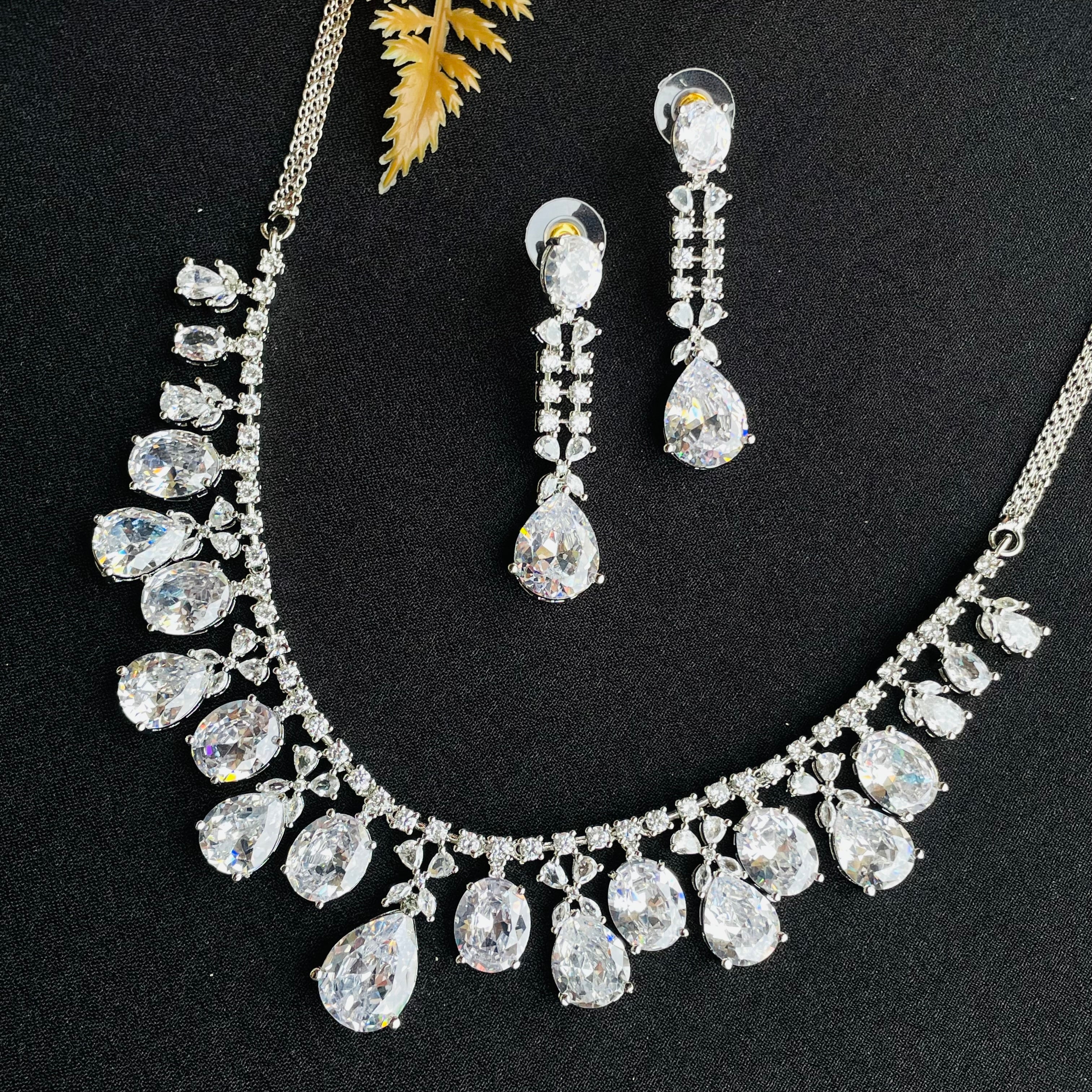 Ad Hazel Neckpiece