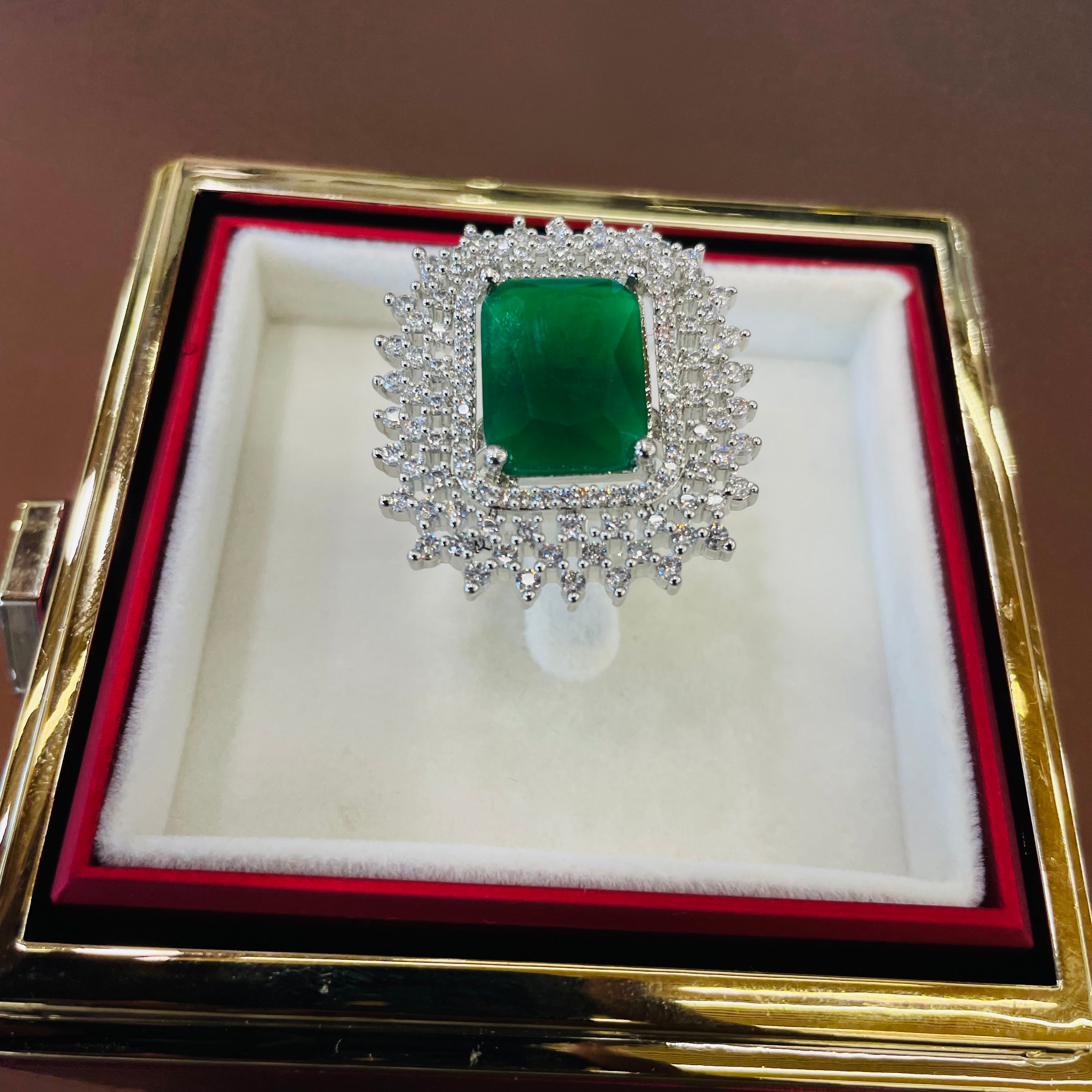 Ad Zareen Ring