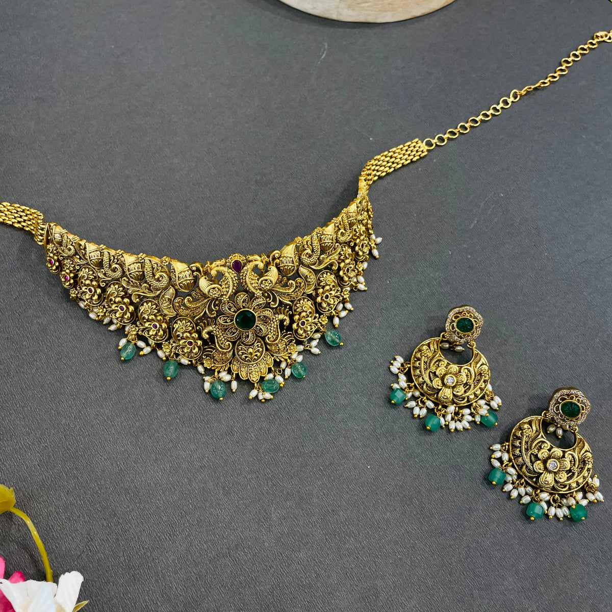 Aarohi Heritage Choker