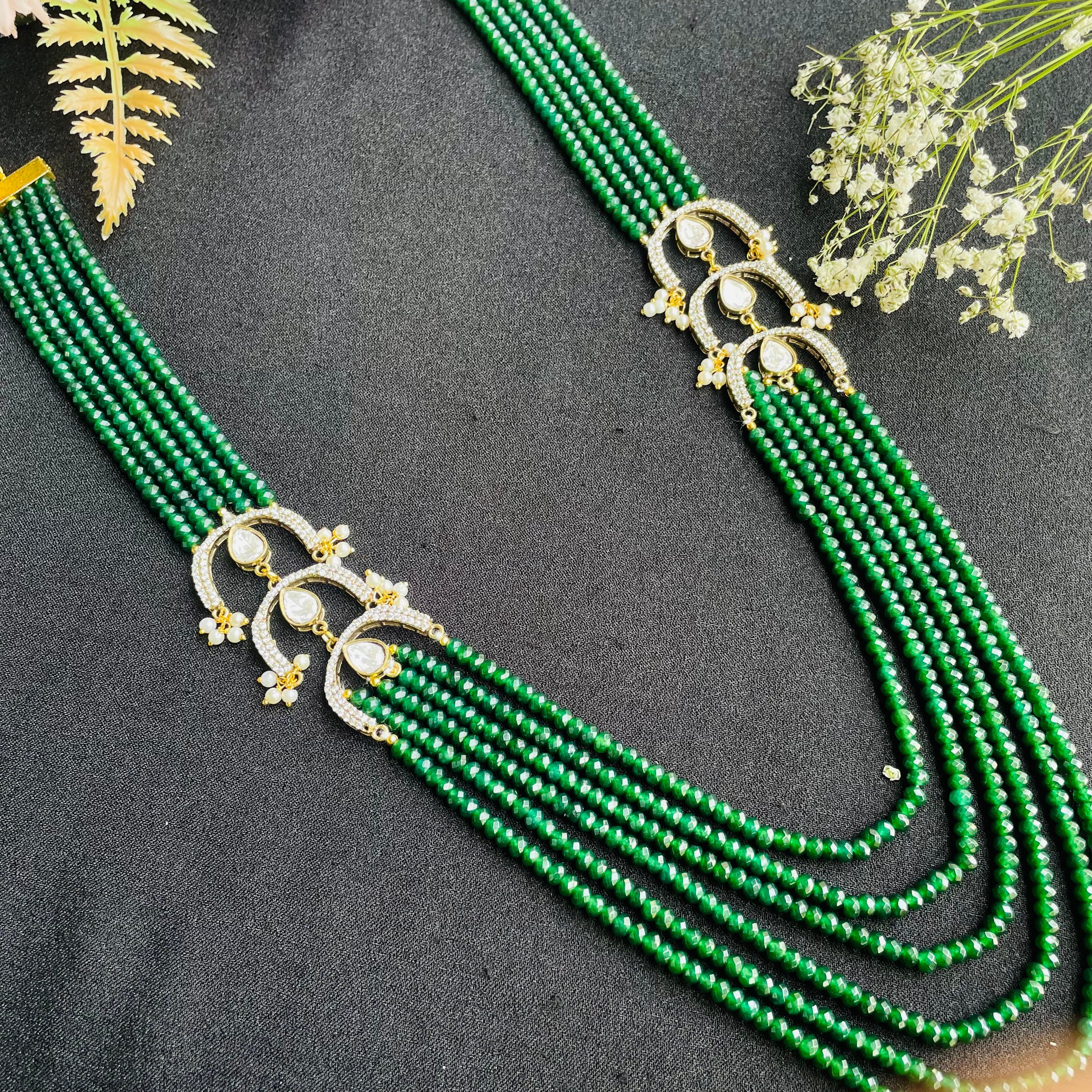 Nayaab Jess neckpiece