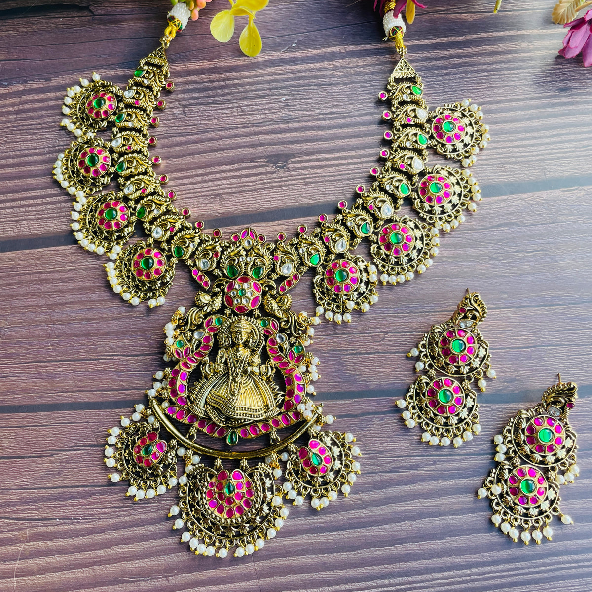 Ruhani Lakshmi Temple Neckpiece