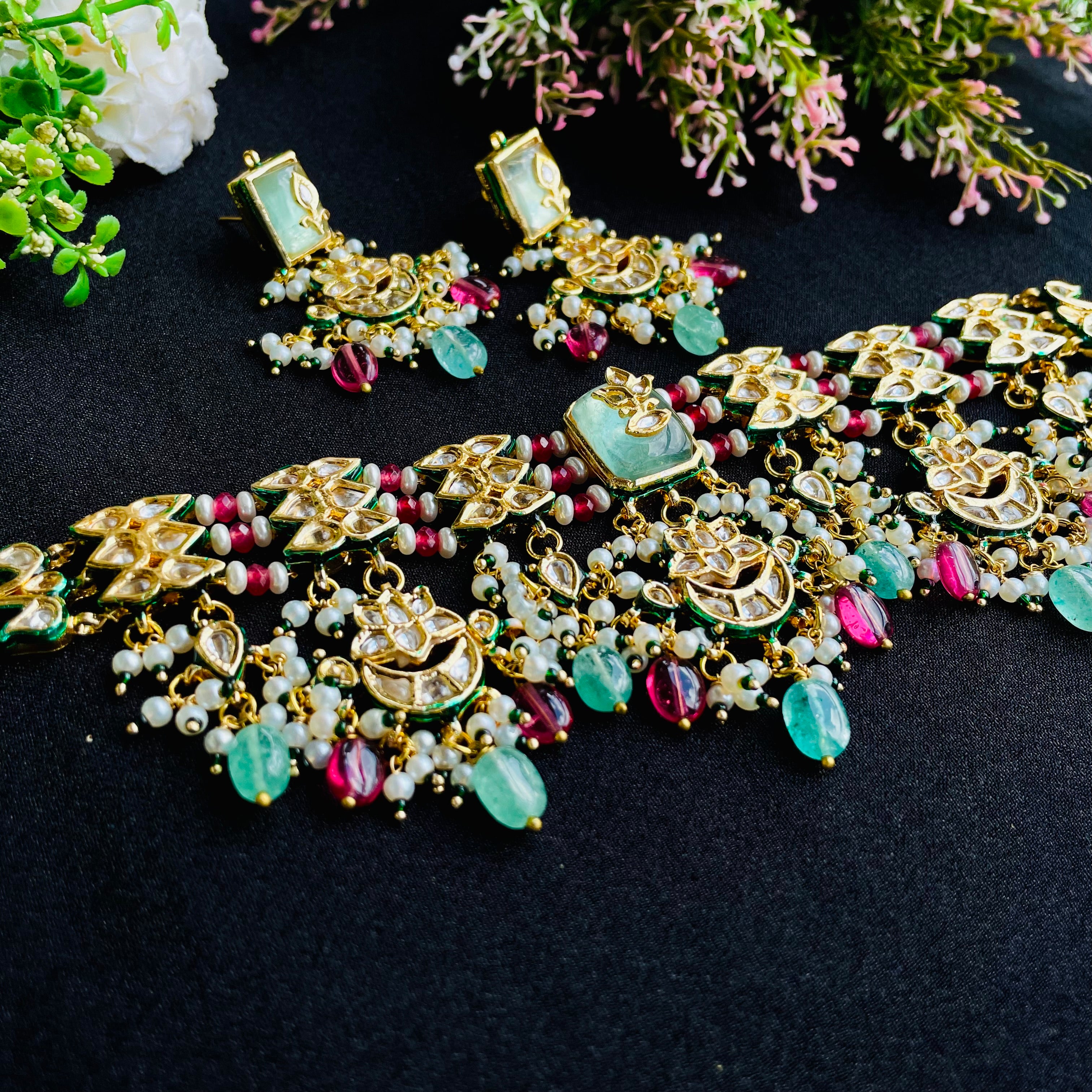 Nayaab Shaaksi Neckpiece