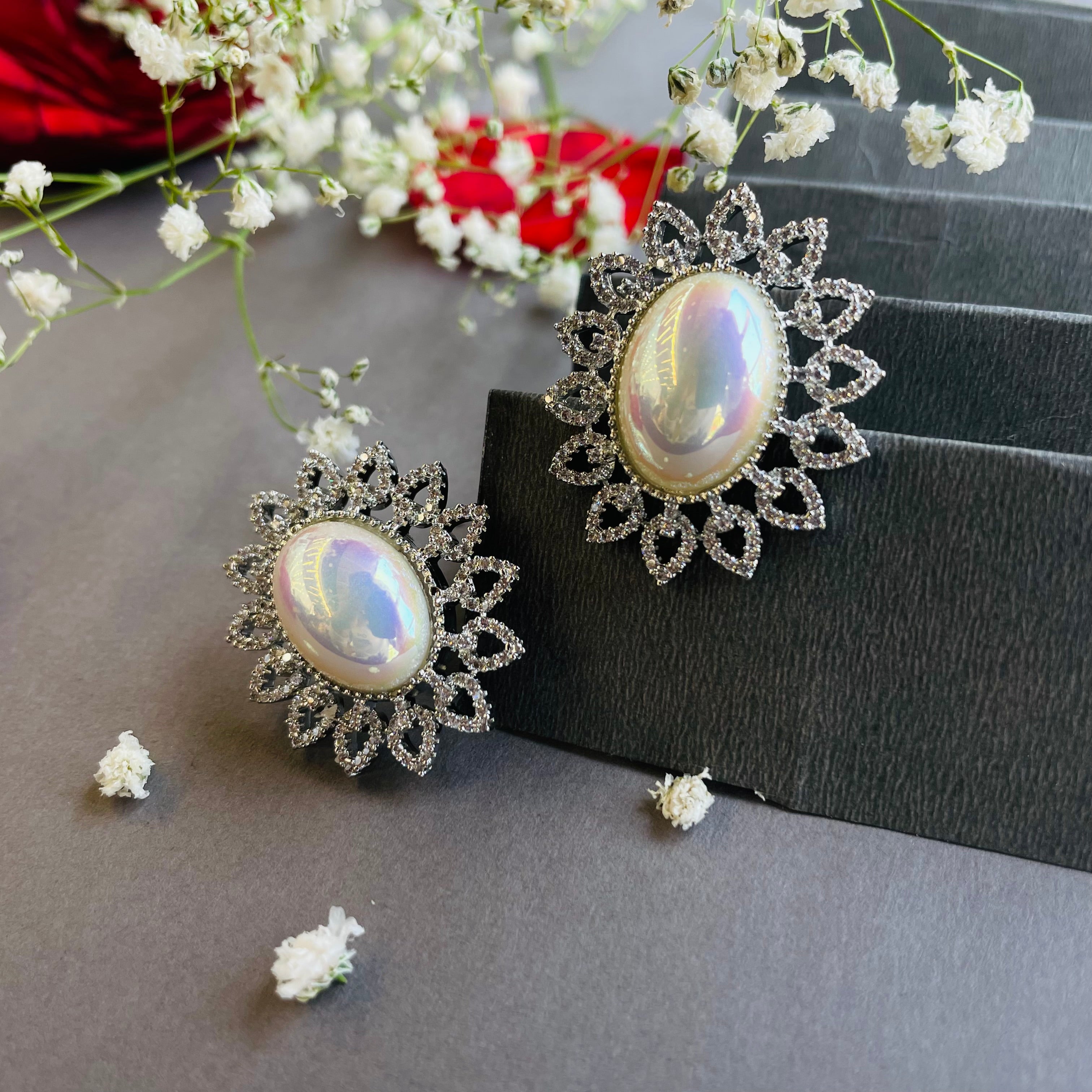 Ad grace pearl studs