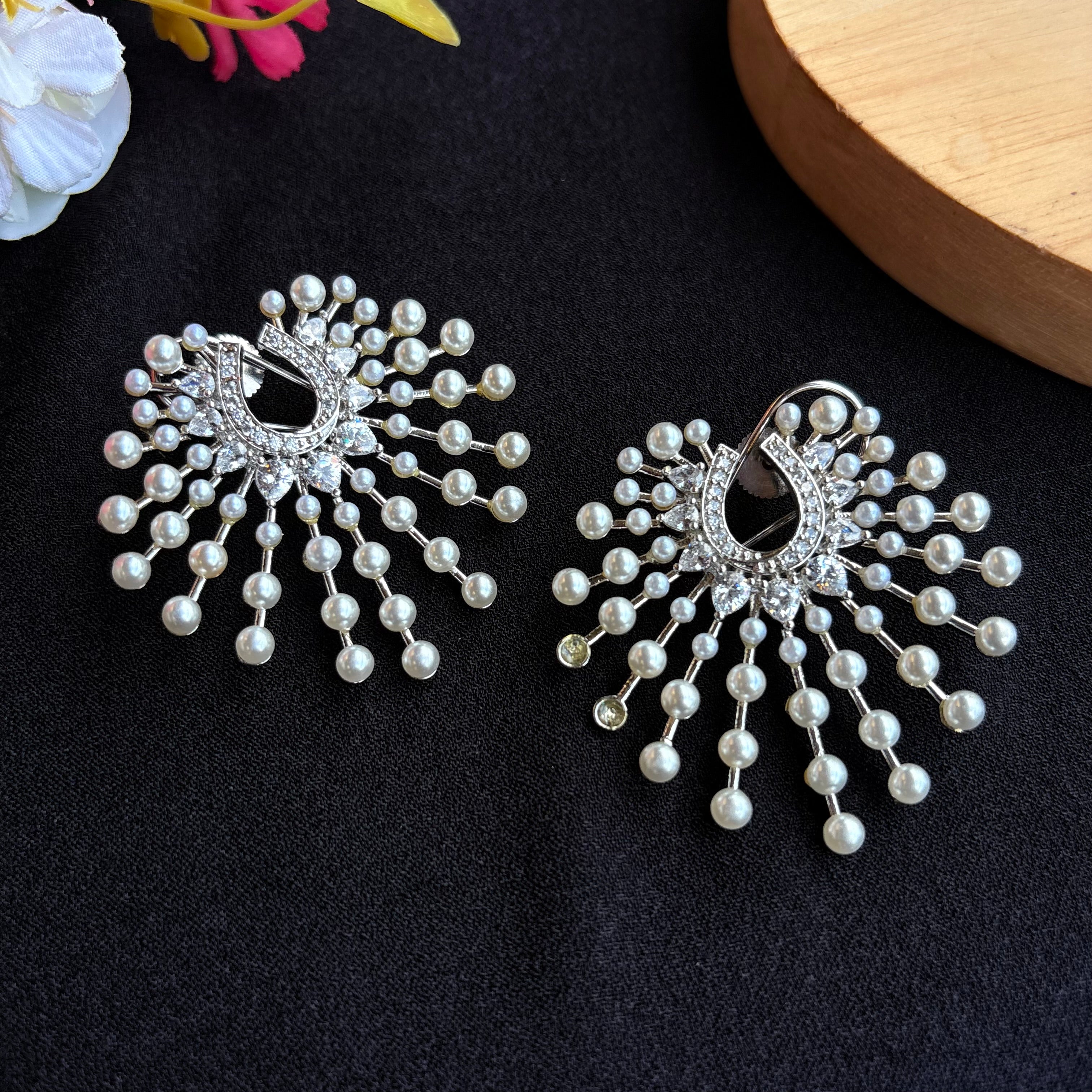 Ad Elara Earrings
