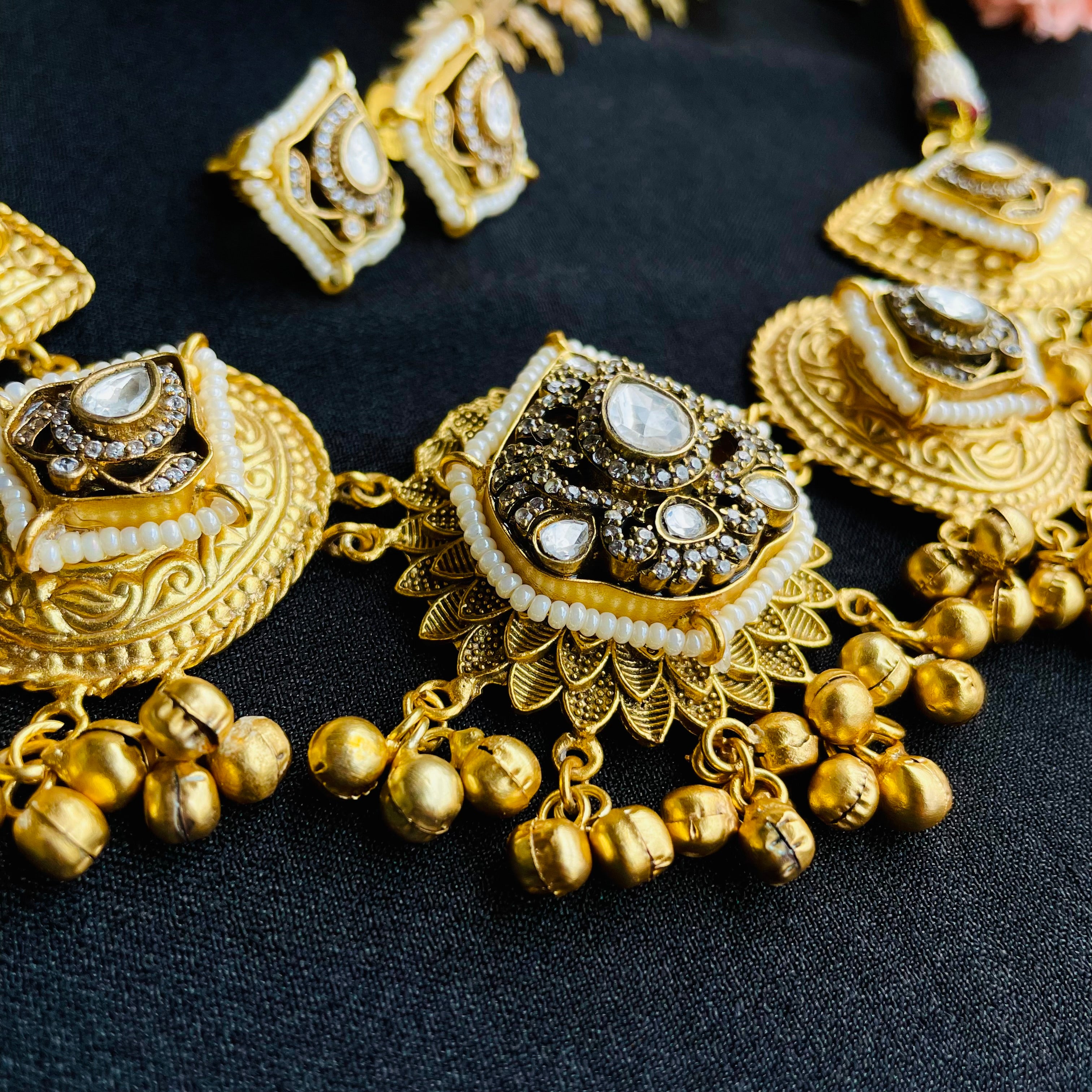 Nayaab Raani Polki Neckpiece