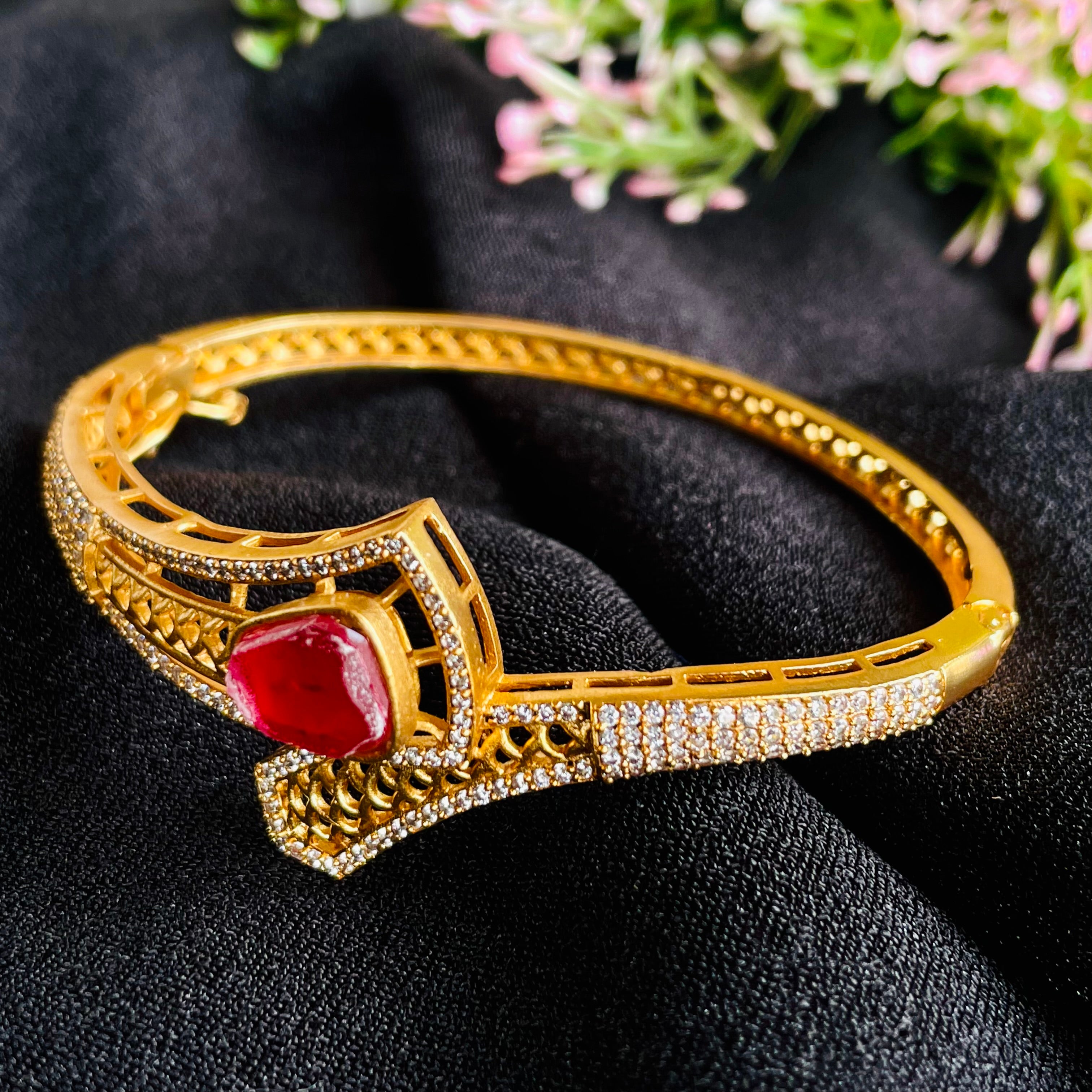 Nayaab Saanvi Bracelet