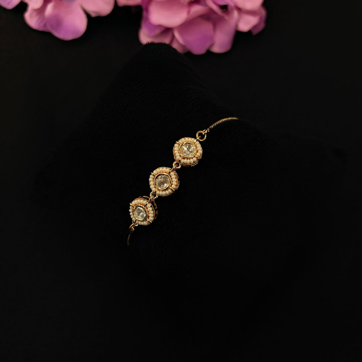 Inaya Pearl Halo Bracelet