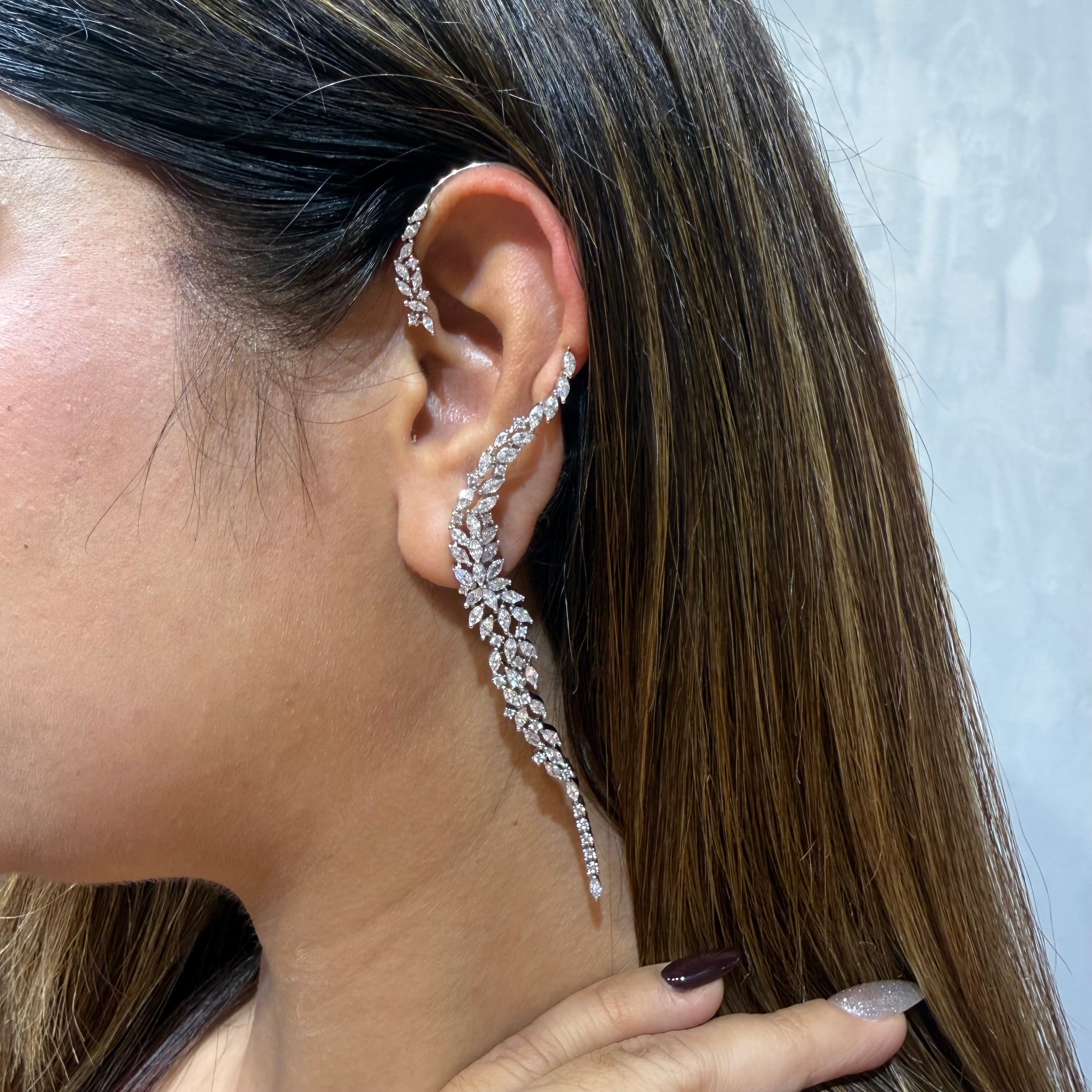 Ad Kiara Ear Cuff