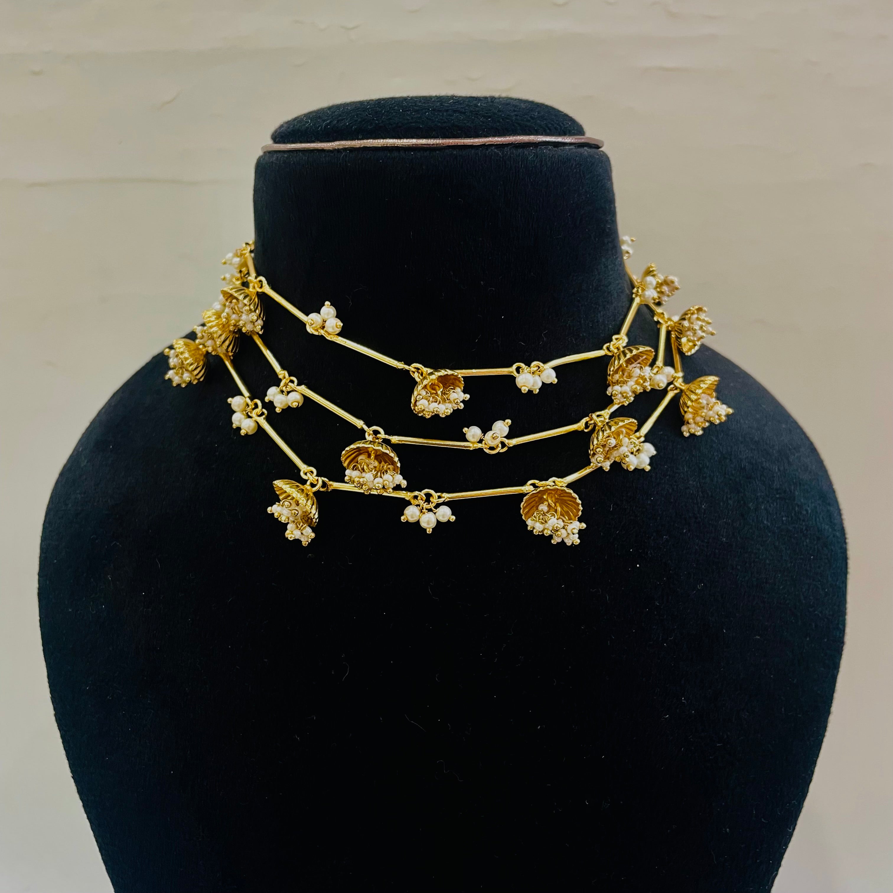 Nayaab Viral Jhumki Choker