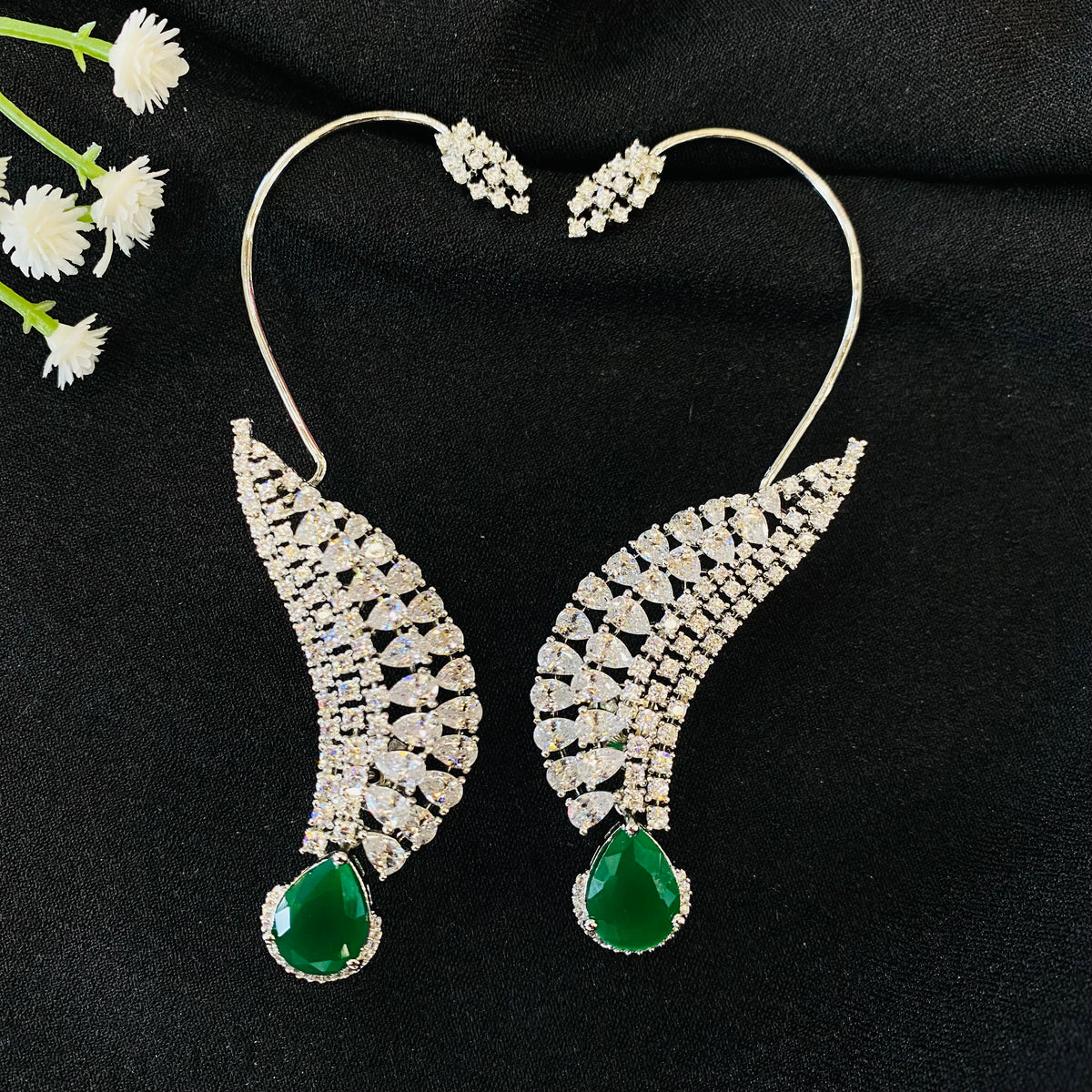 Noor-e-Gul Earcuff