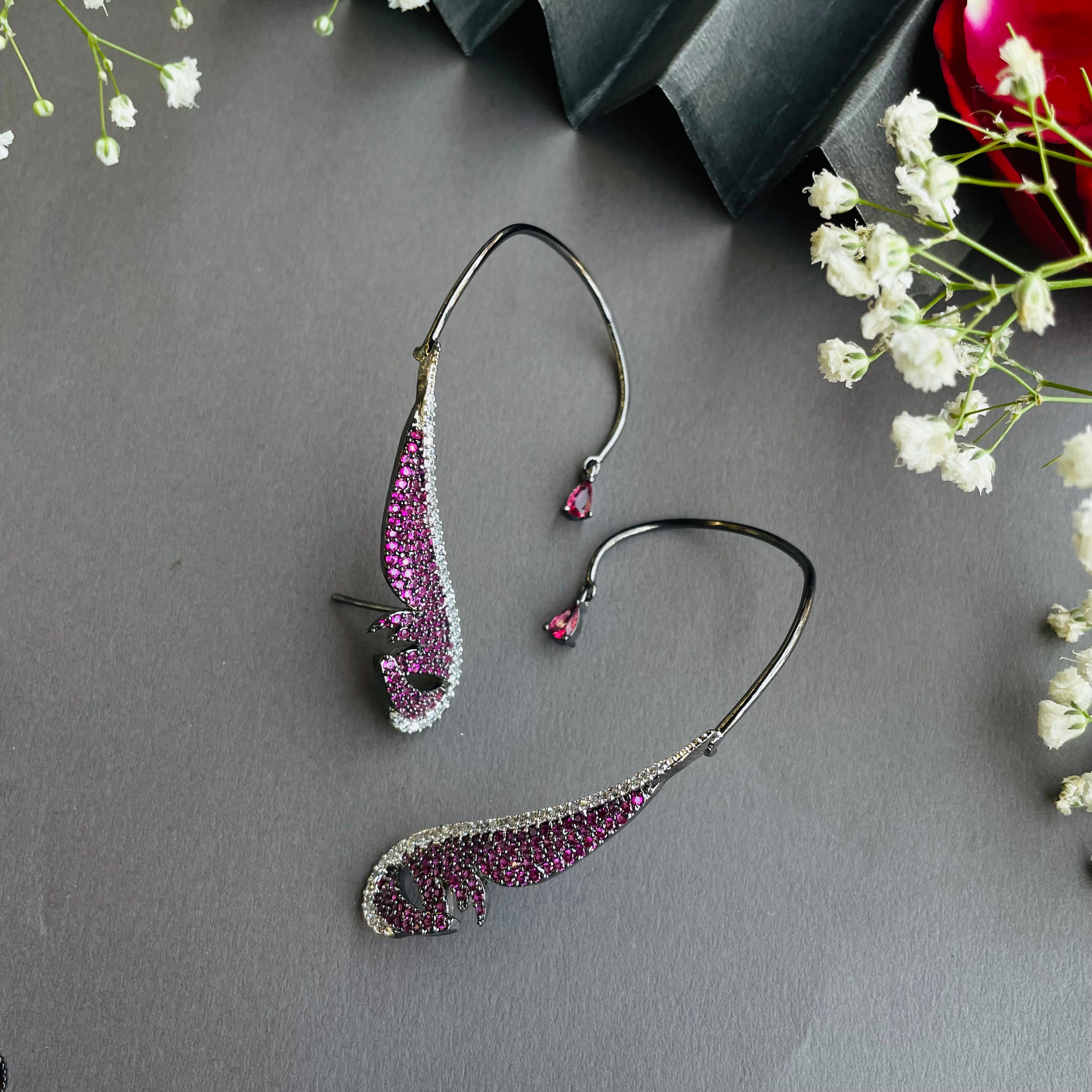 Ad Kritika earcuff
