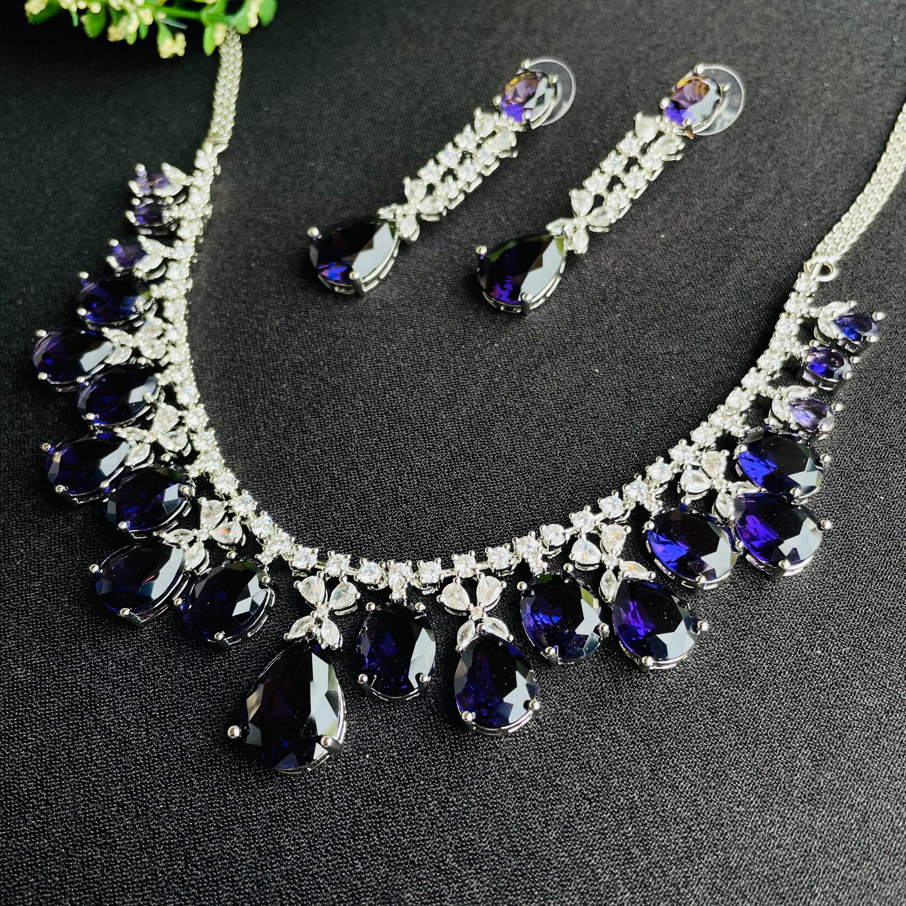 Ad Hazel Neckpiece