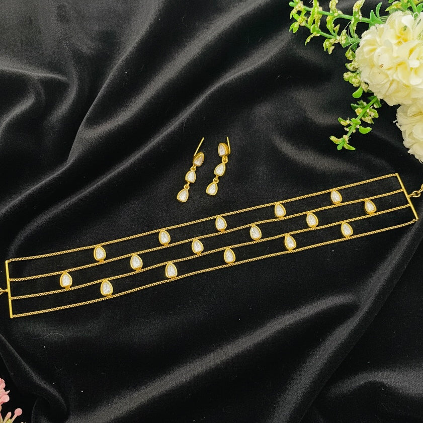 Nayaab Devika Neckpiece