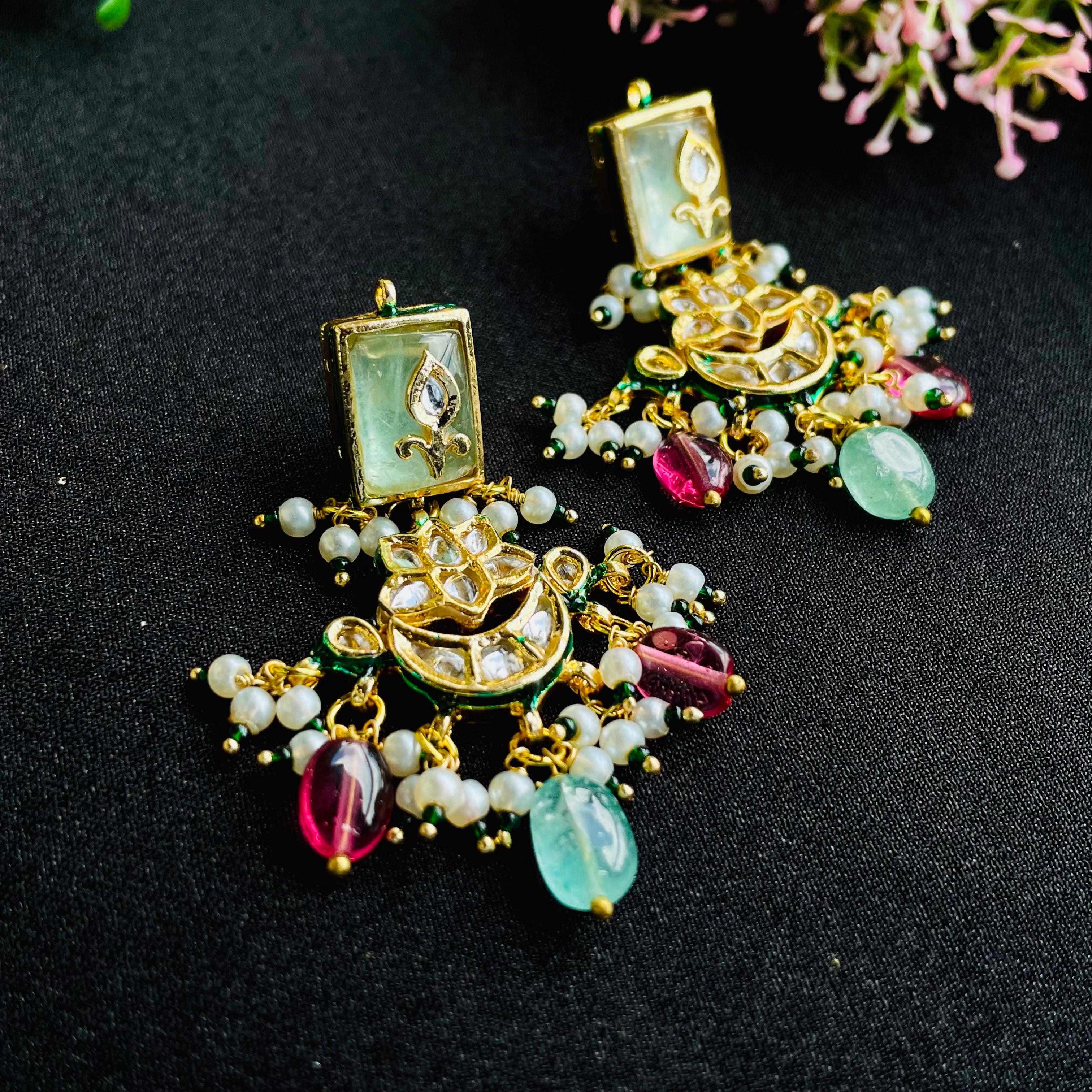 Nayaab Shaaksi Neckpiece