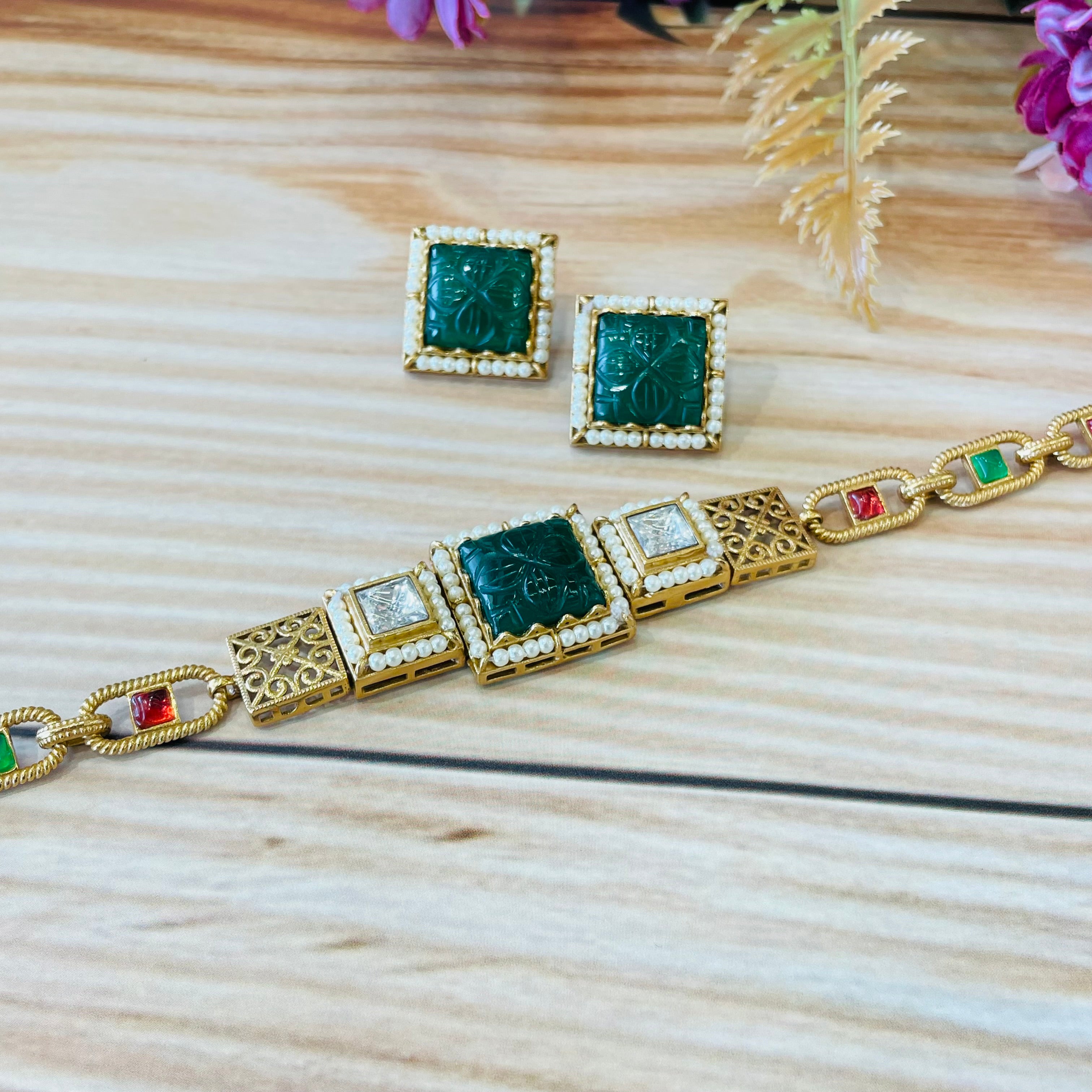 Nayaab Sneha Polki Choker