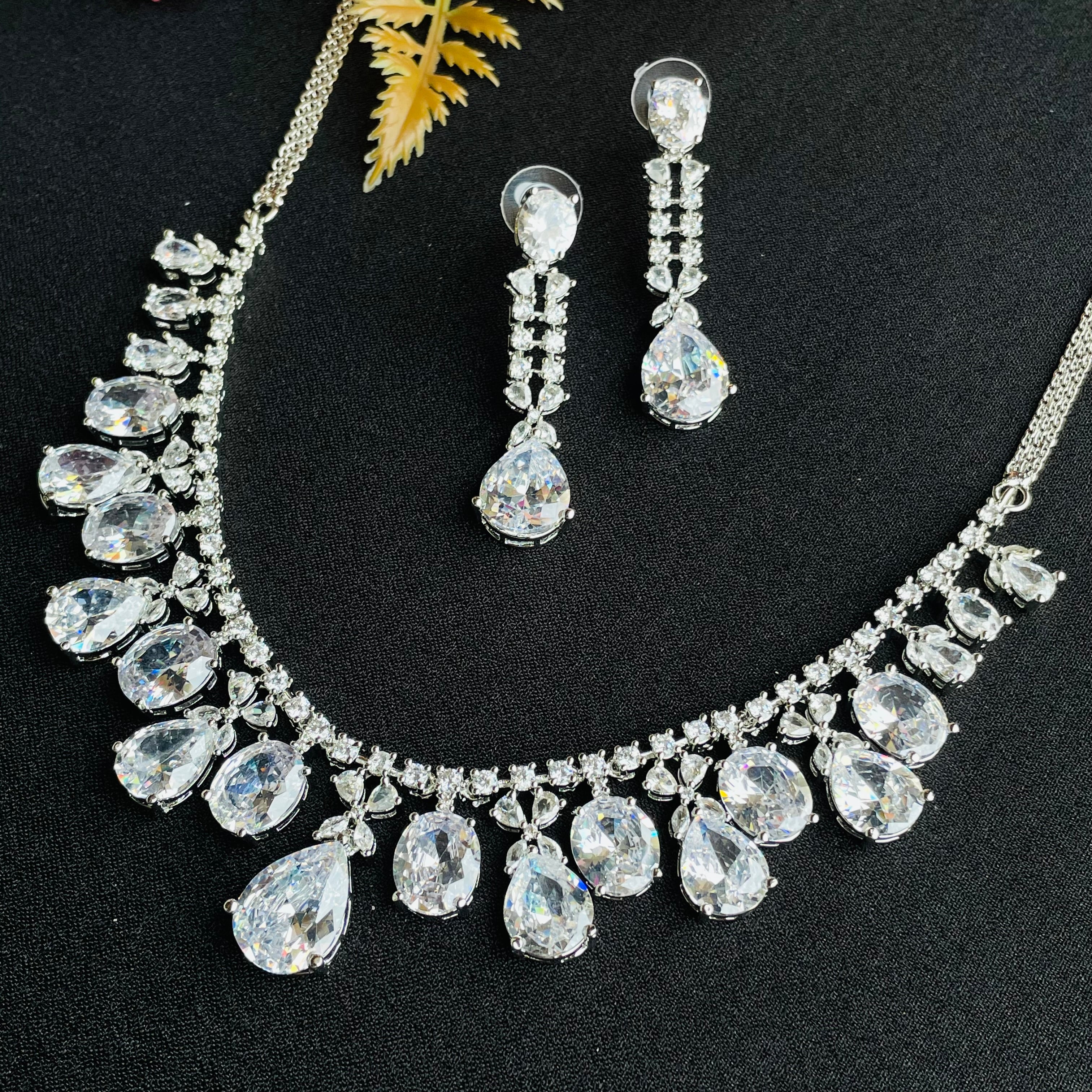 Ad Hazel Neckpiece