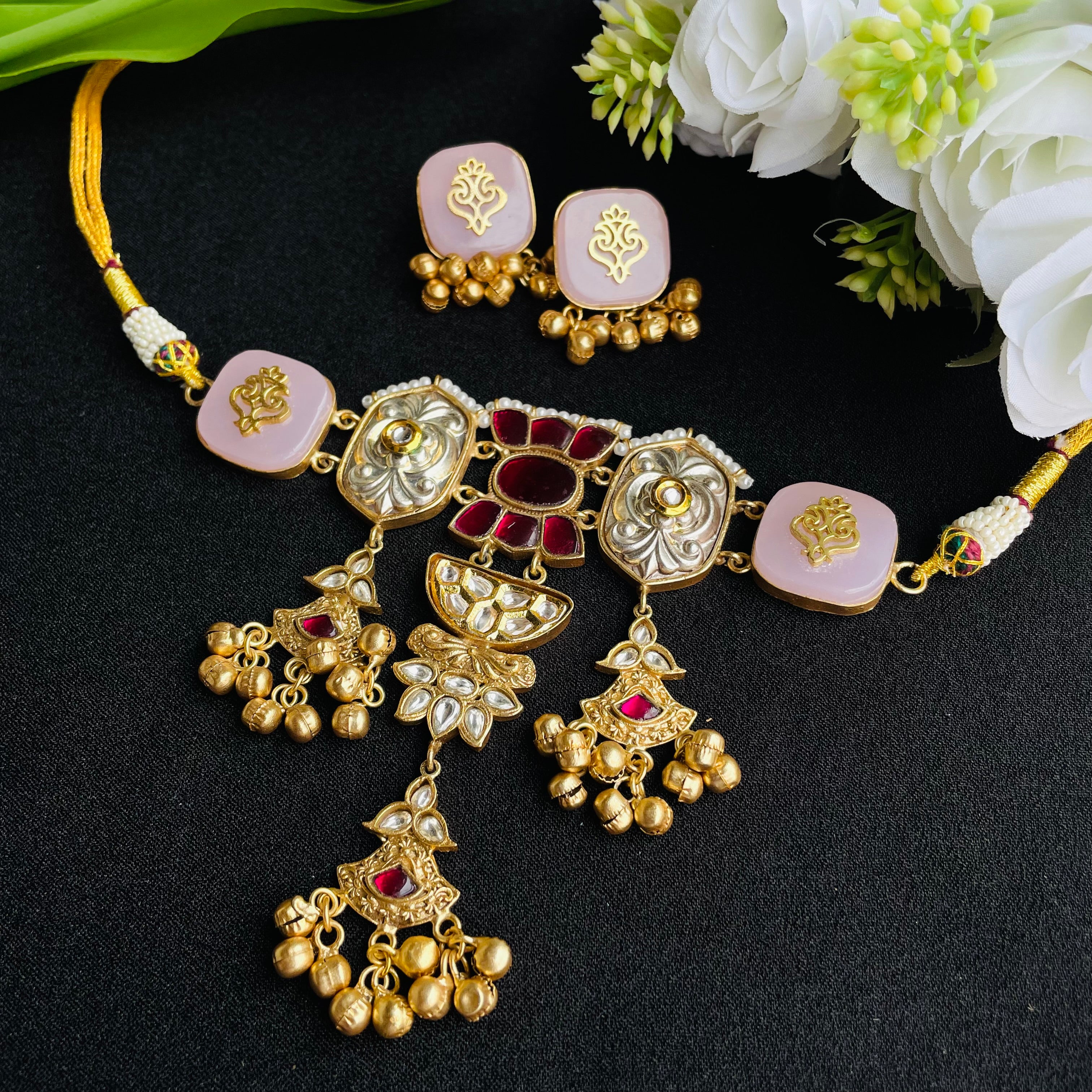 Nayaab Uma Neckpiece