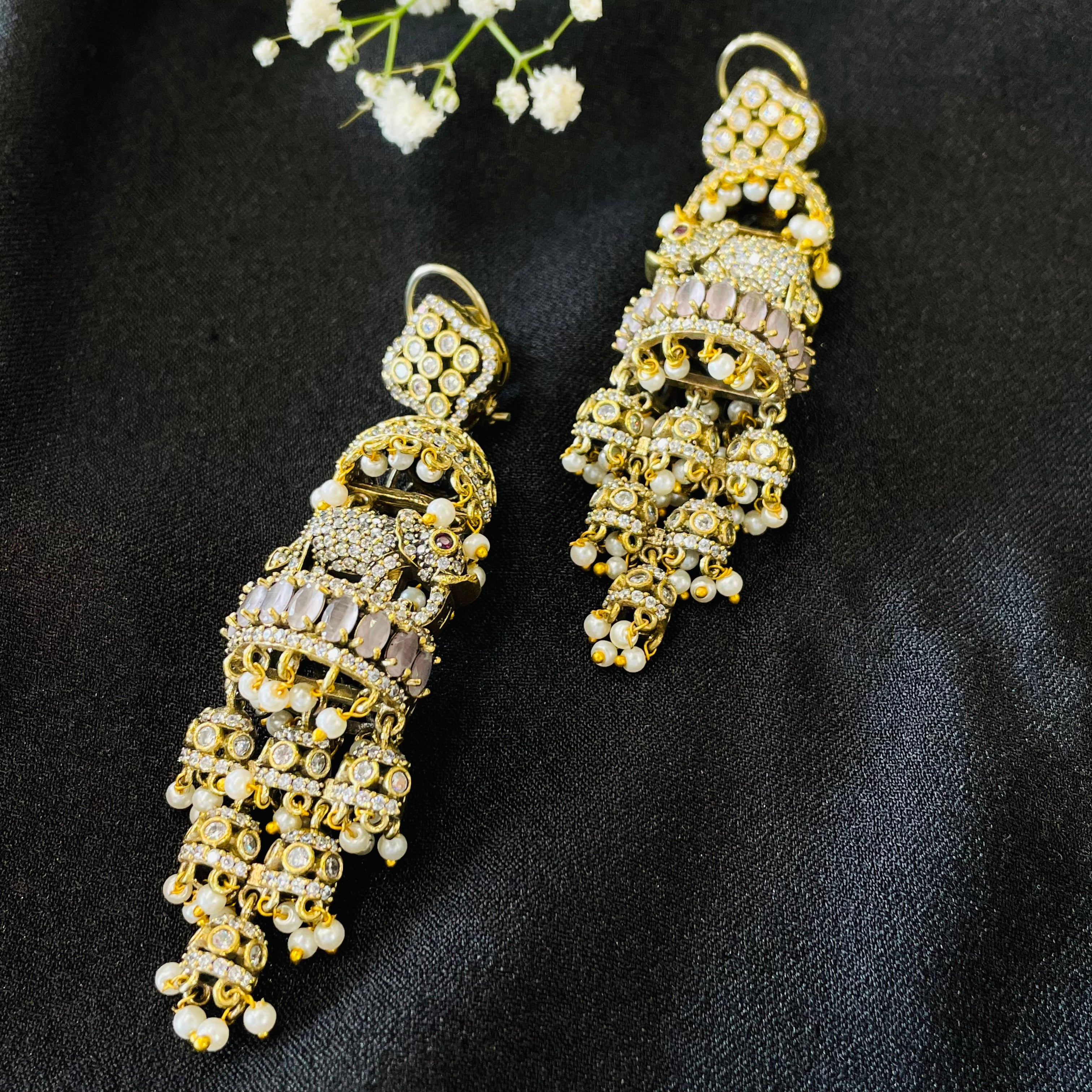 Nayaab Kavya Earrings