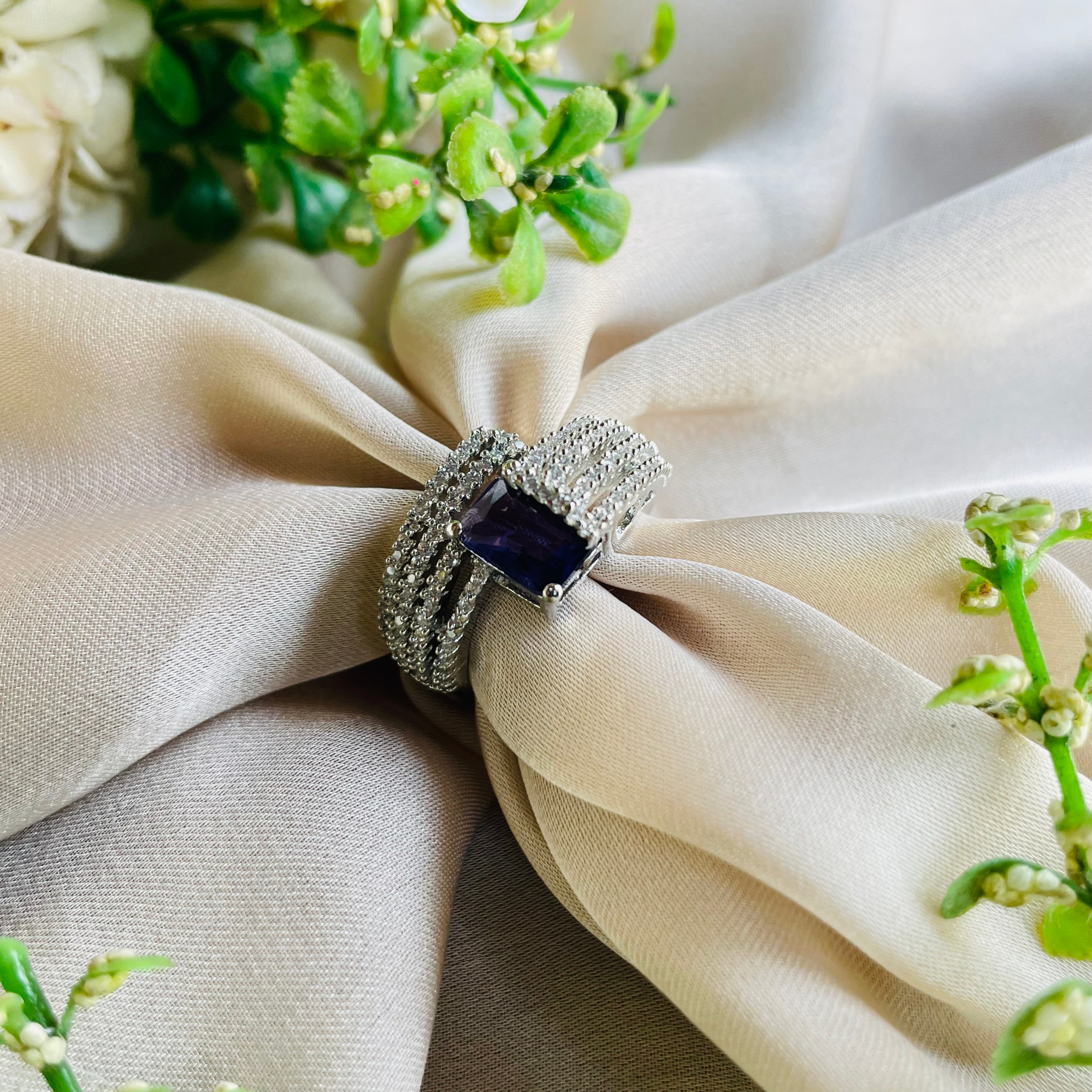 Ad Opal ring adjustable