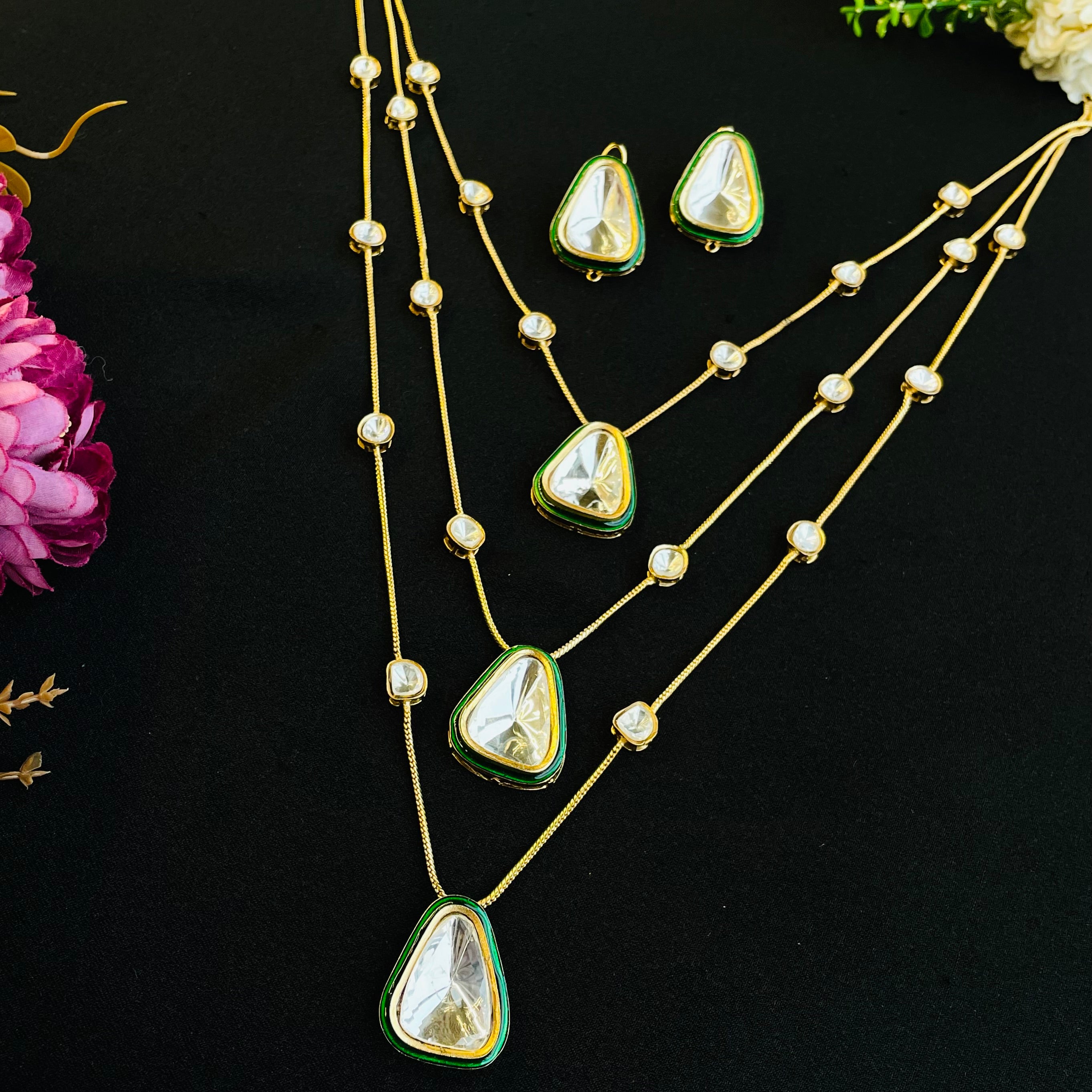 Nayaab Noor-e-Aab Neckpiece