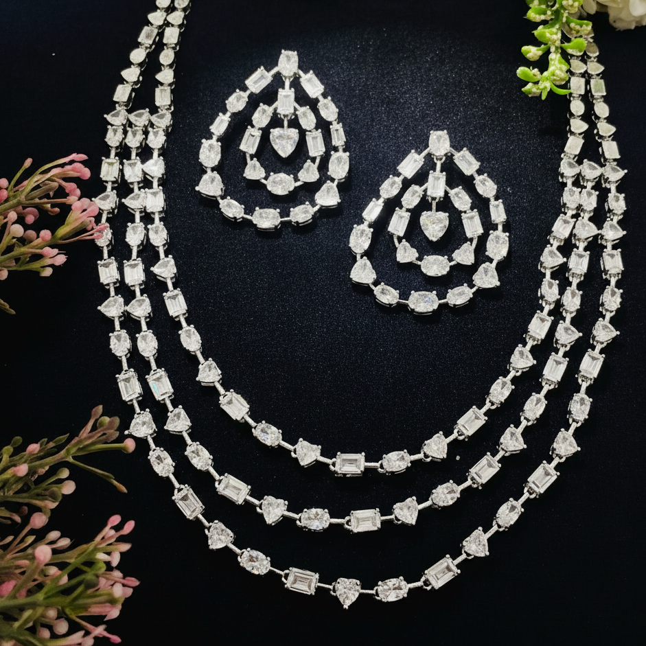 Ad Isabella neckpiece