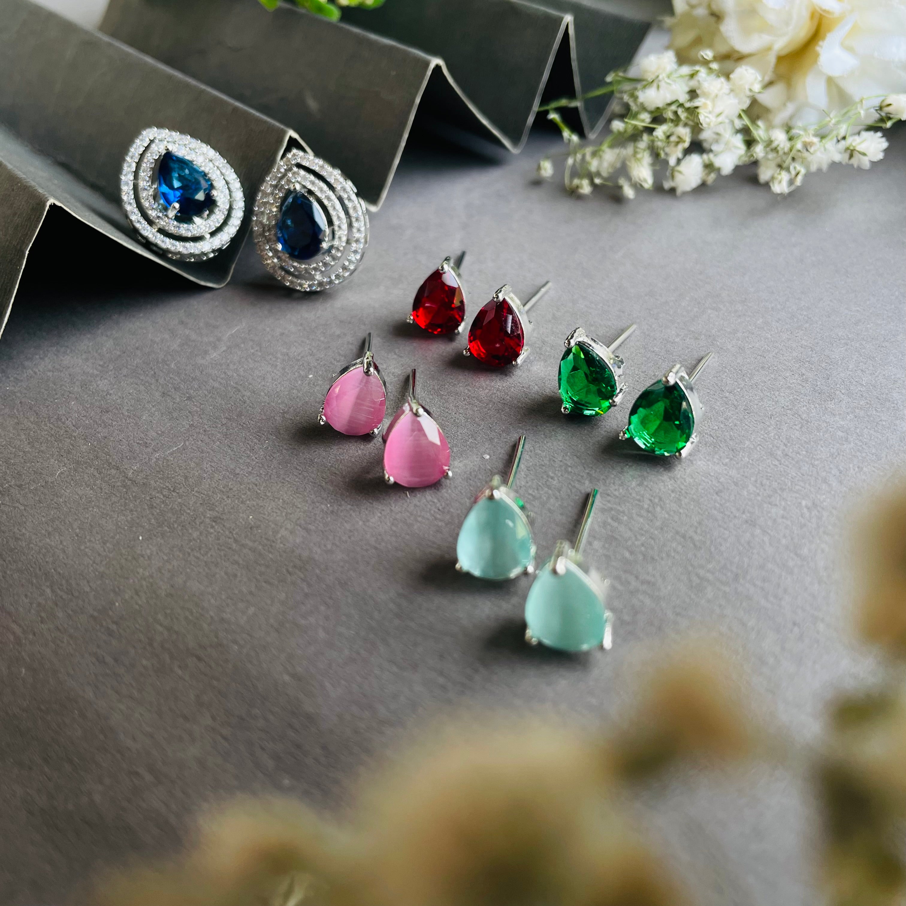 Ad Dallas studs colour changeable