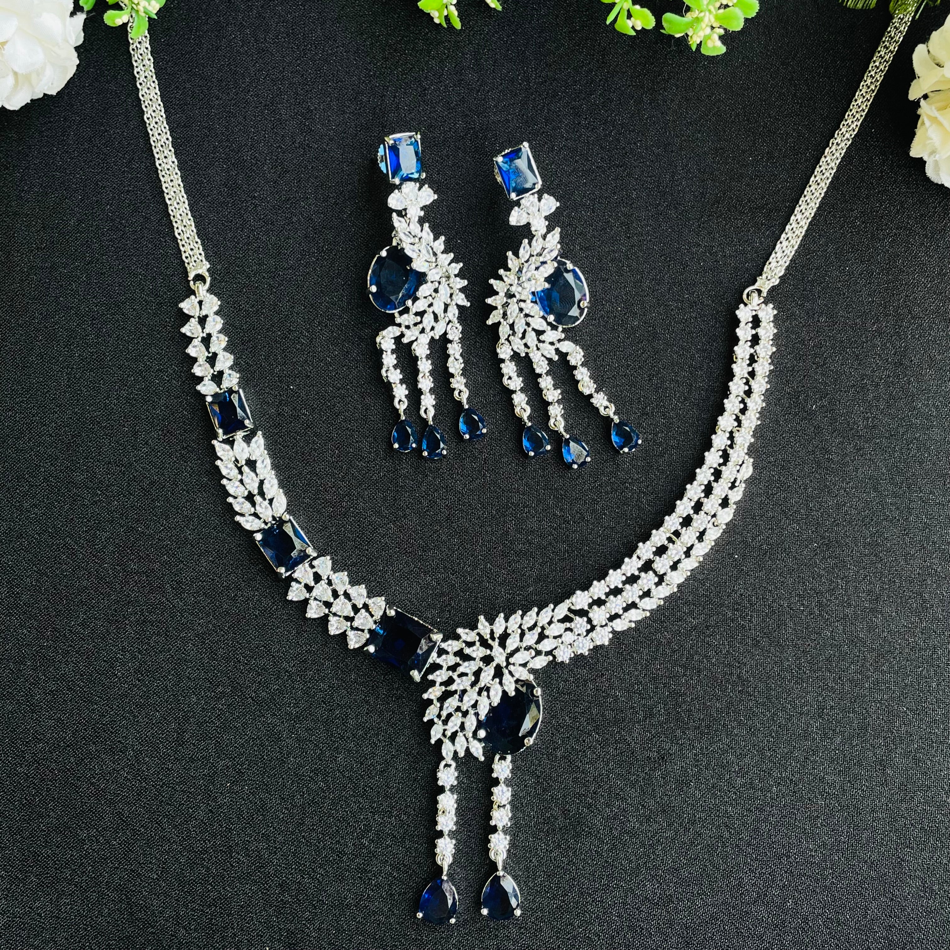 Ad Zarin Neckpiece