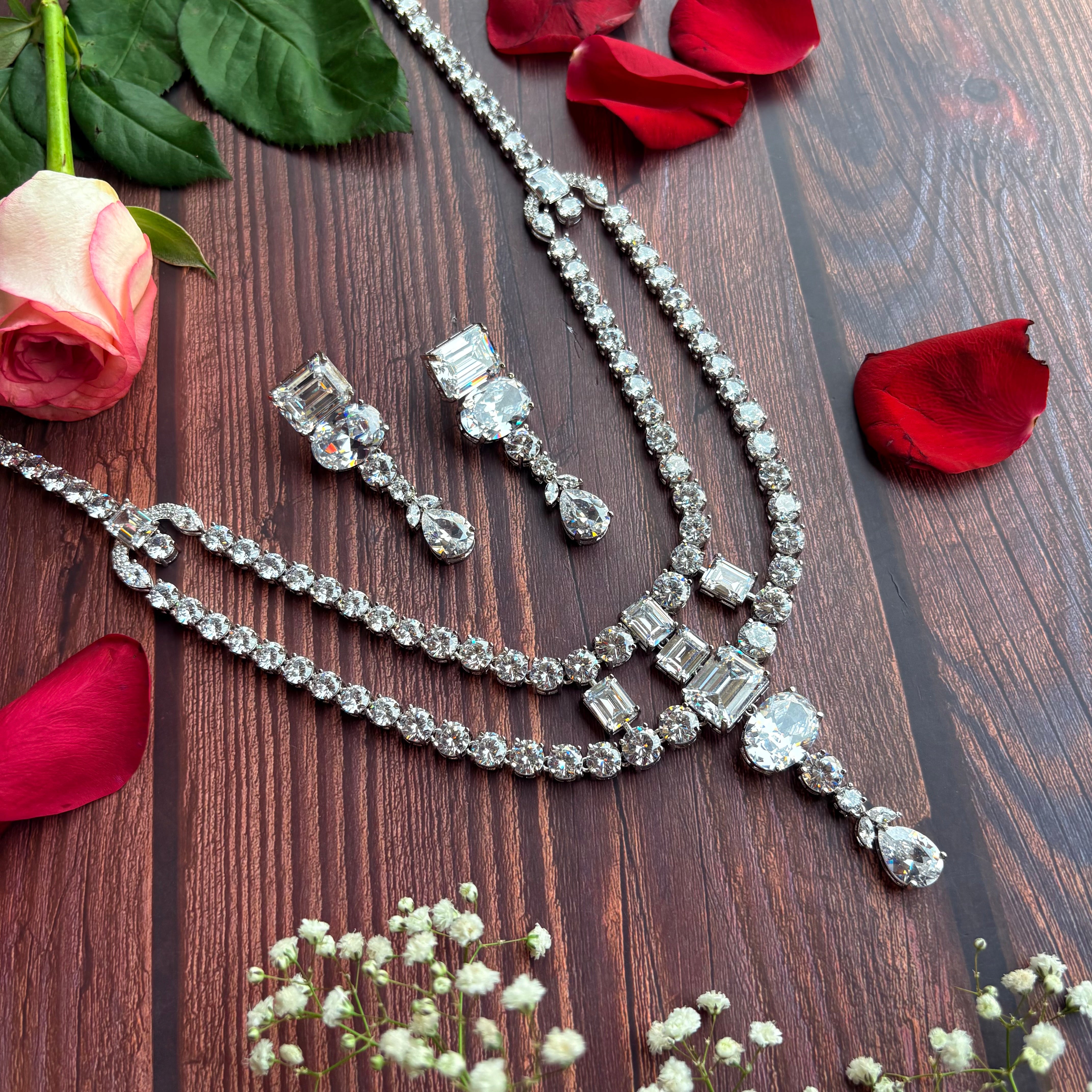 Ad Clara Neckpiece