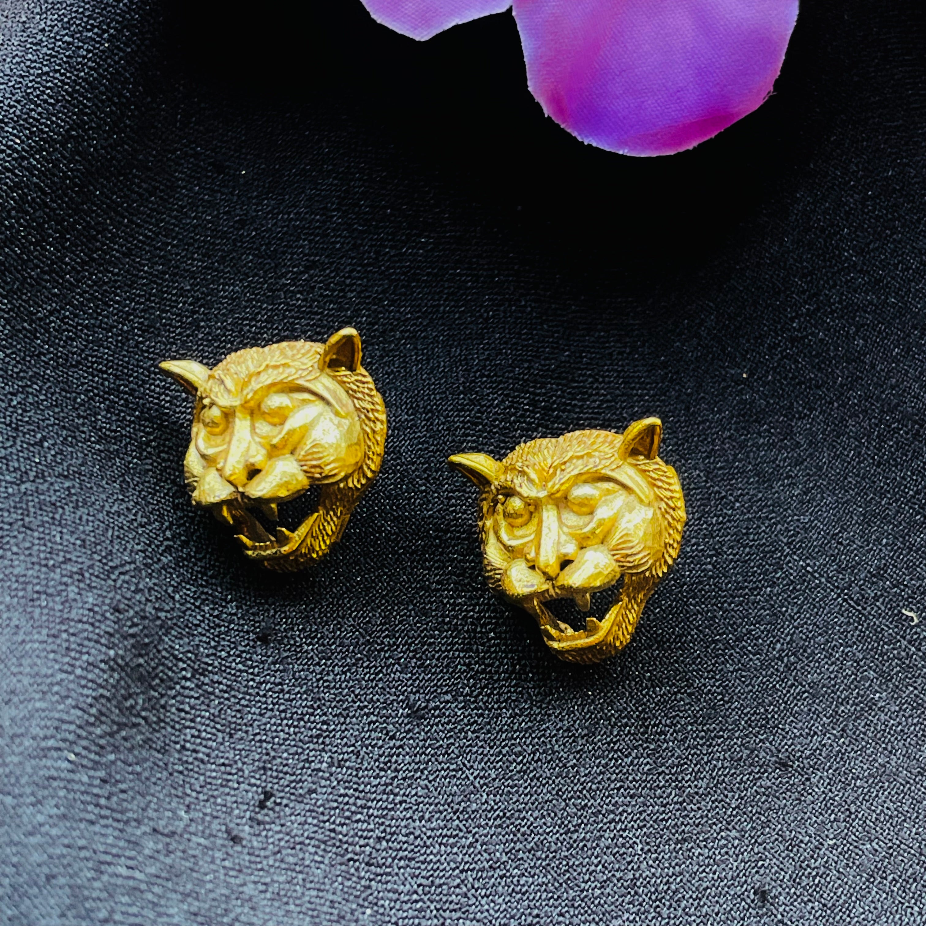 Nayaab Romy earrings