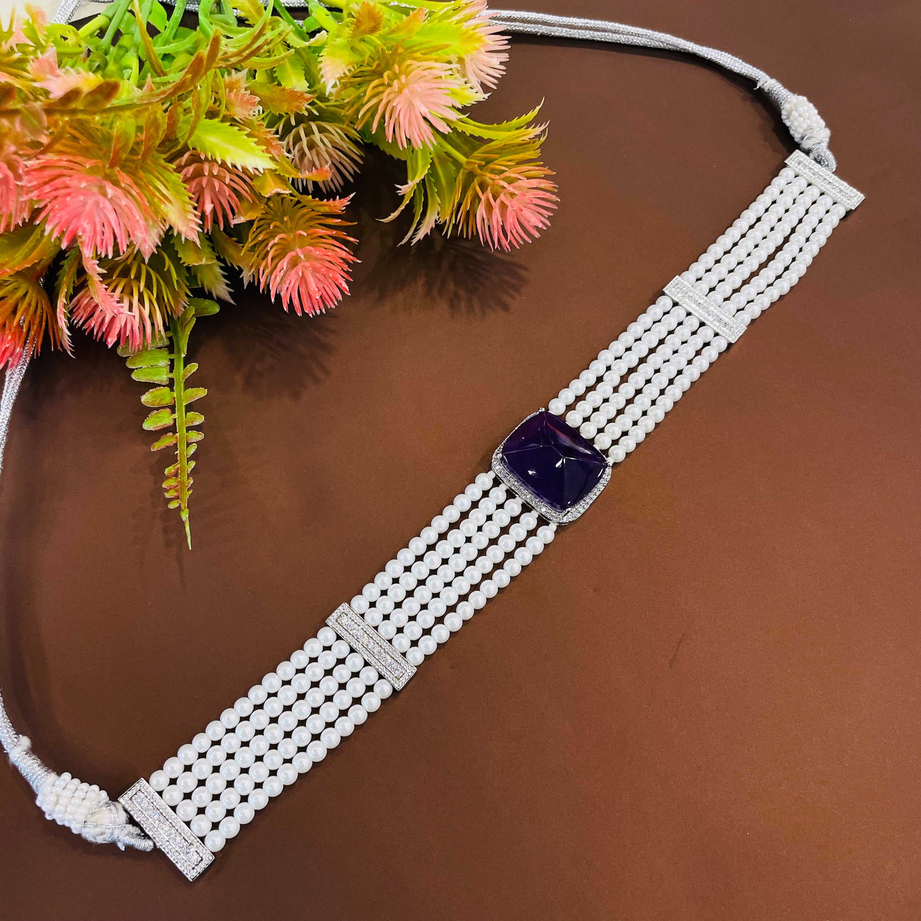 Ad Sofia choker