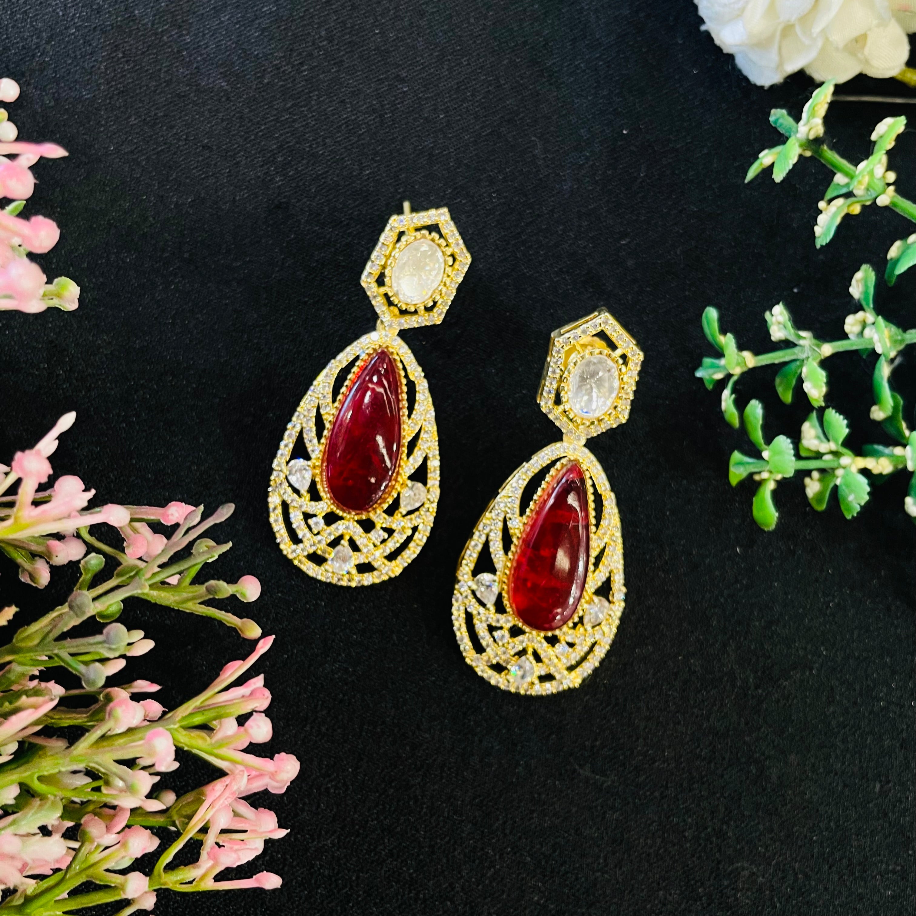 Nayaab Kasvi Earrings