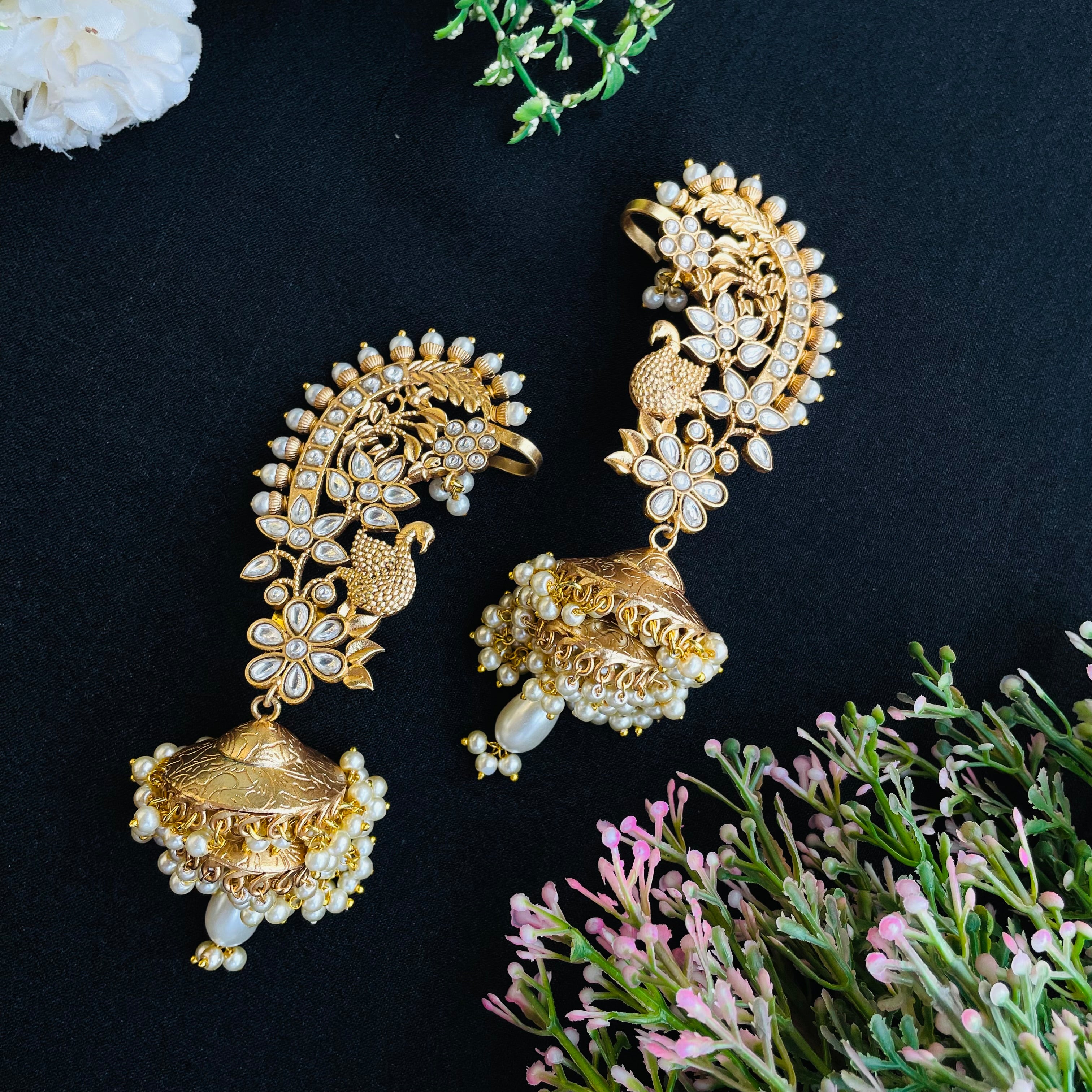 Nayaab Bhavya Earcuff