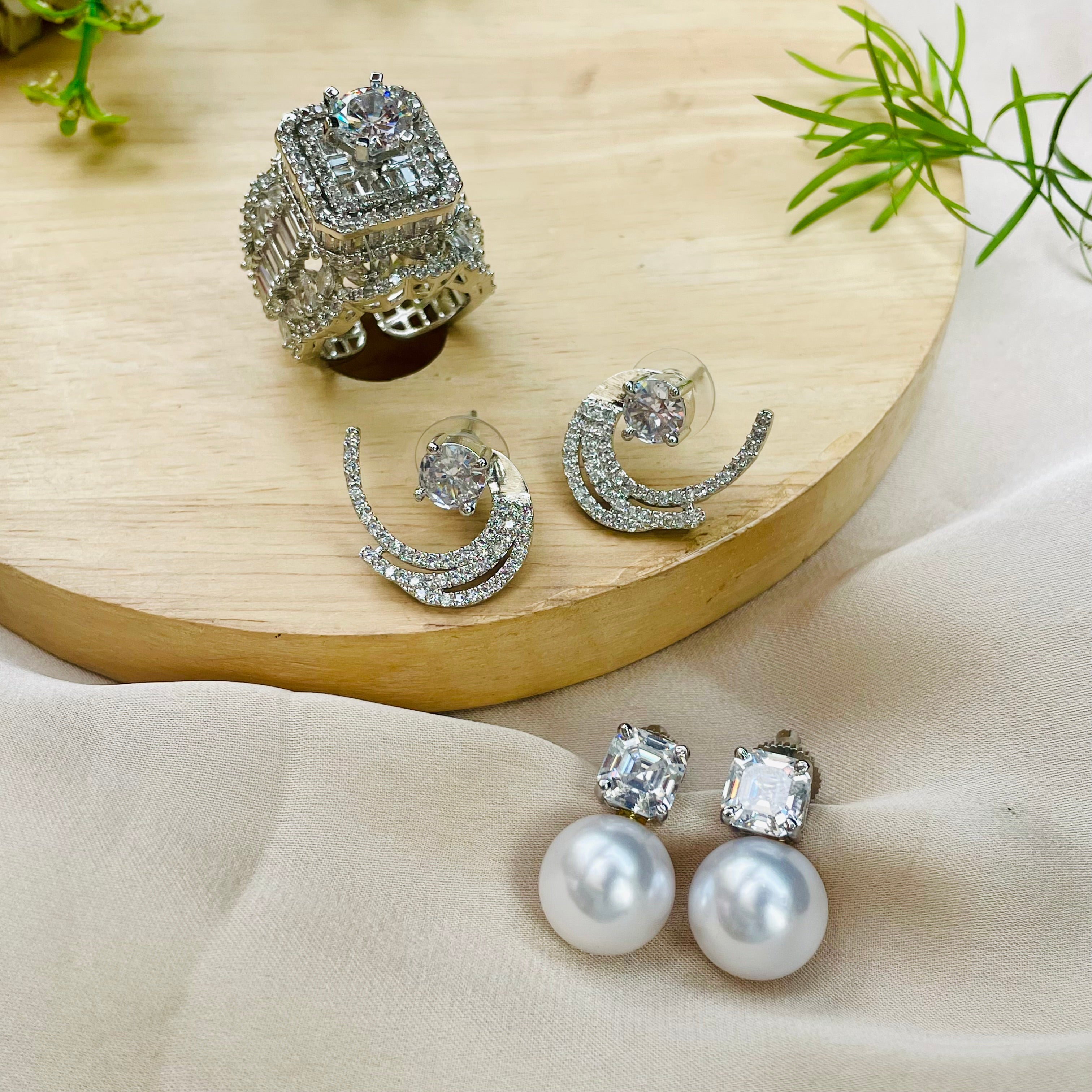 Ad Marya ring with studs combo