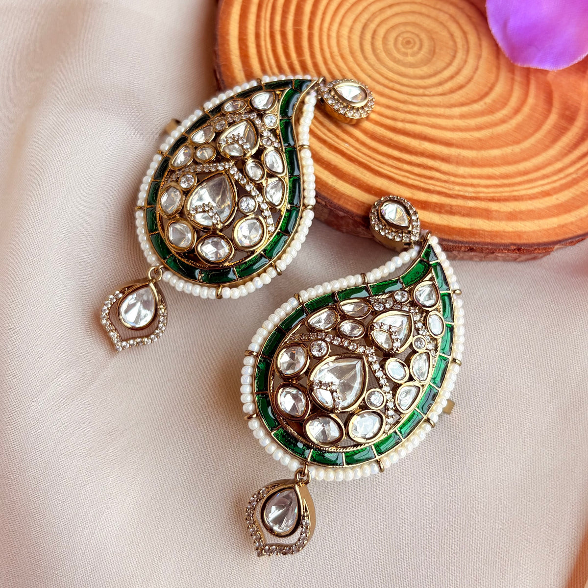 Aarohi Earcuff