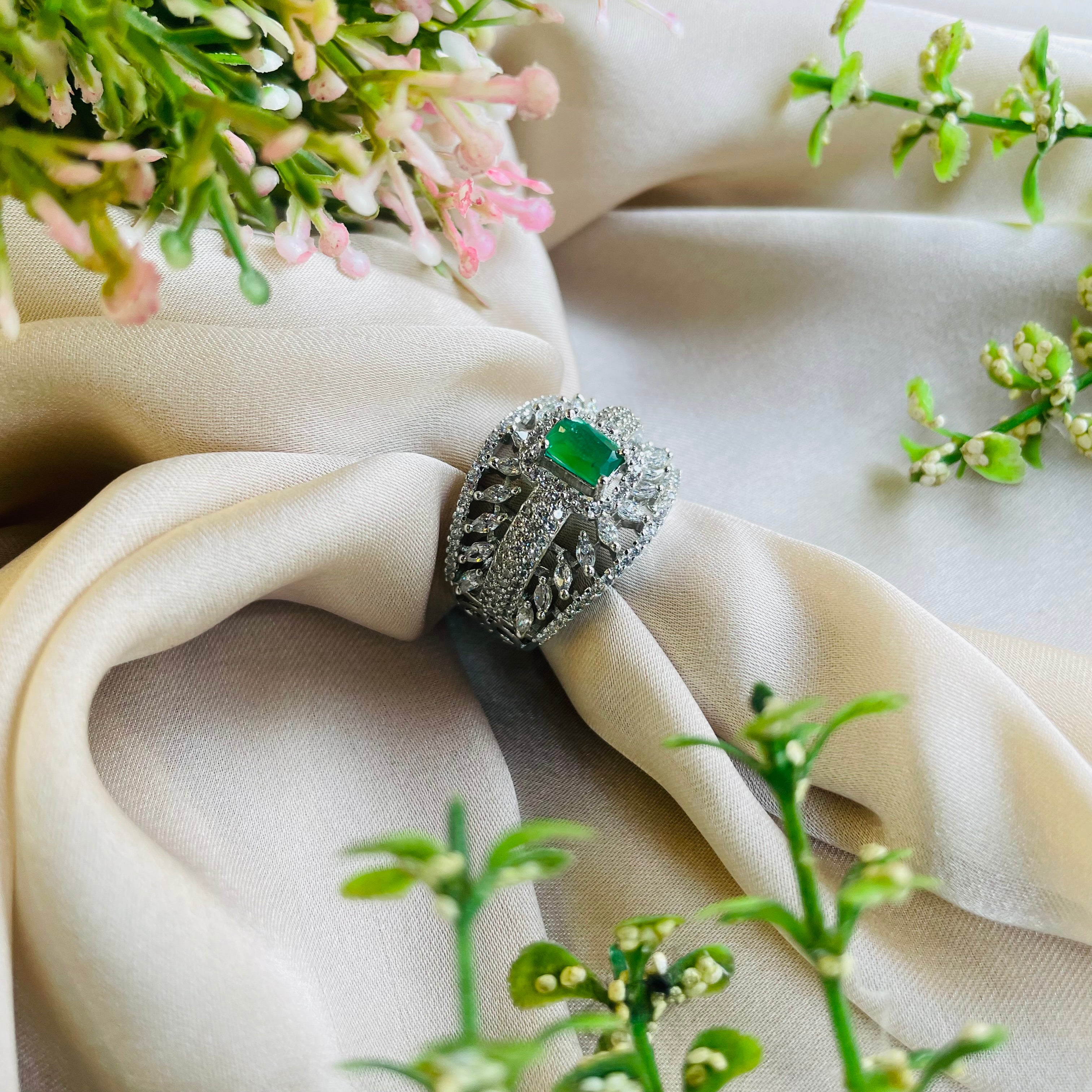 Ad Grace ring adjustable