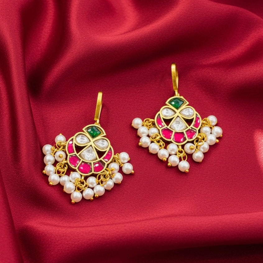 Nayaab Shakthi Earclip