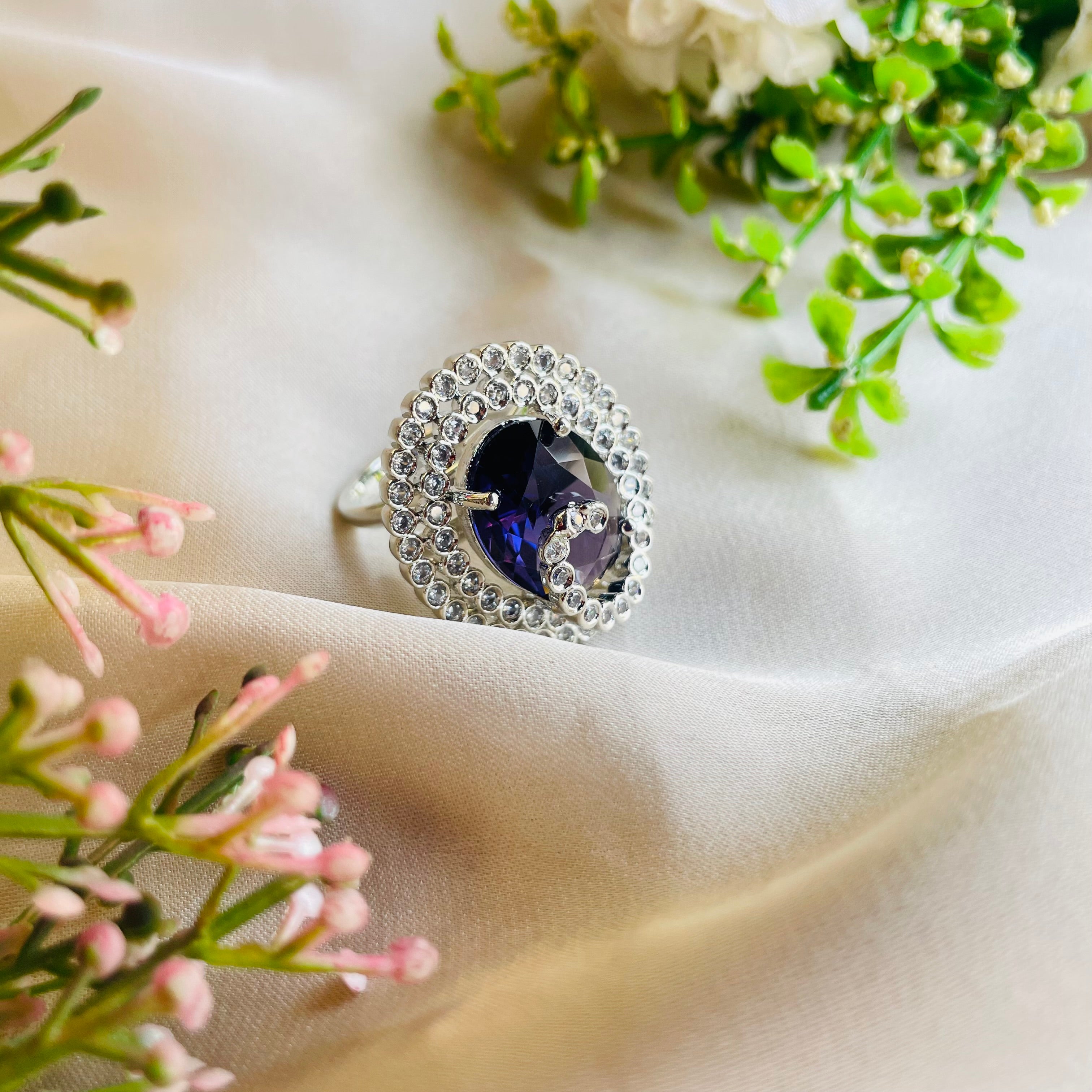 Ad Mary ring adjustable