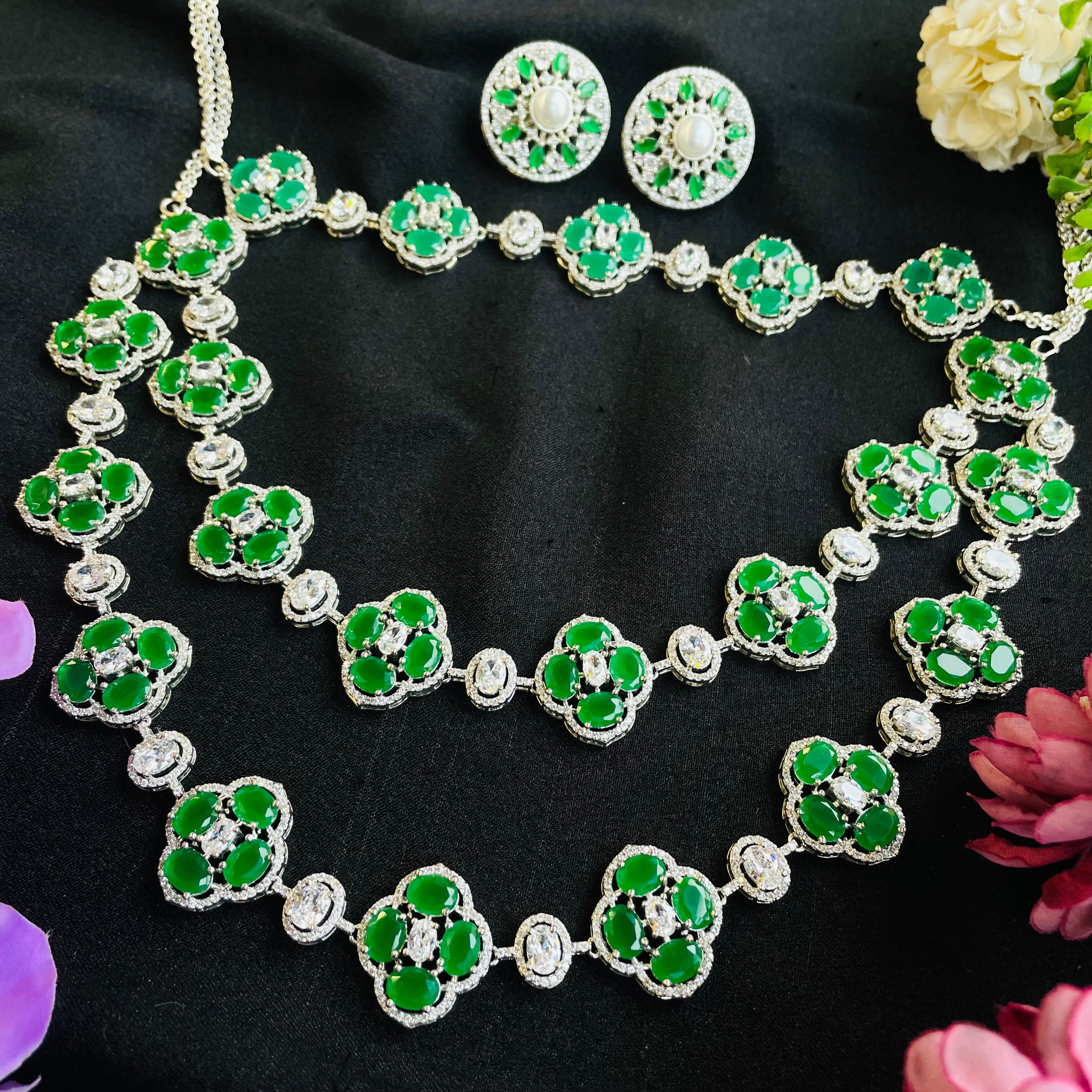 Ad Nitya Neckpiece