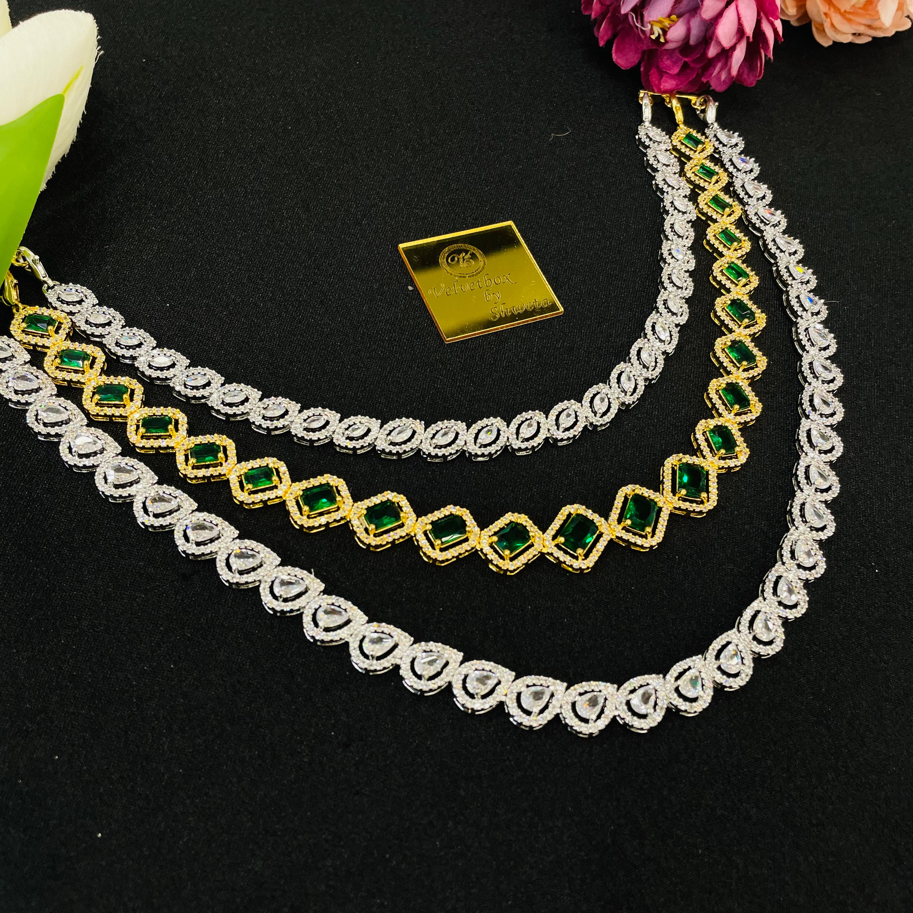 Ad Opal Neckpiece
